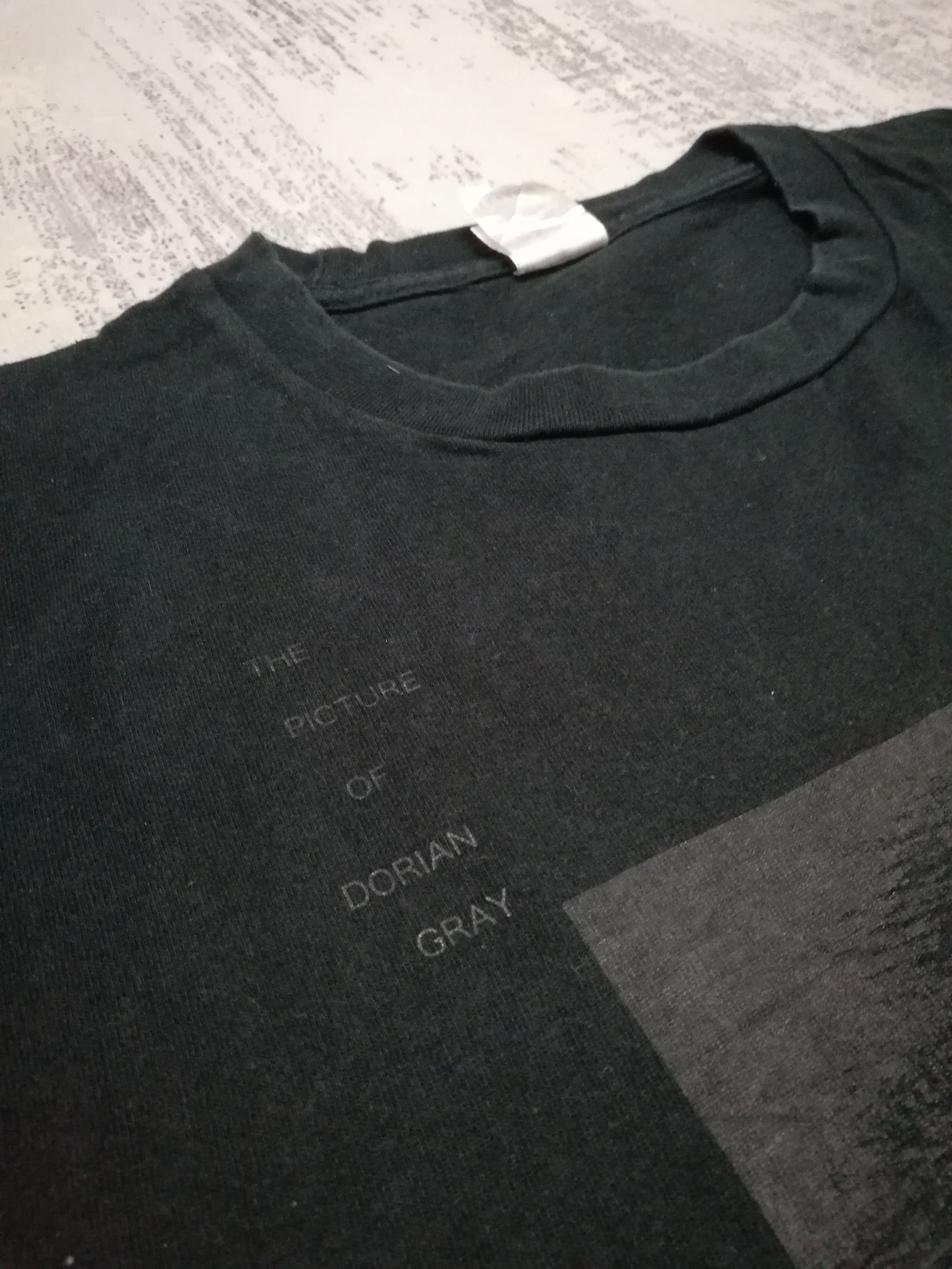 Vintage Vintage Oscar Wilde The Picture of Dorian Gray Book T-Shirt Size US XXL / EU 58 / 5 - 7 Thumbnail