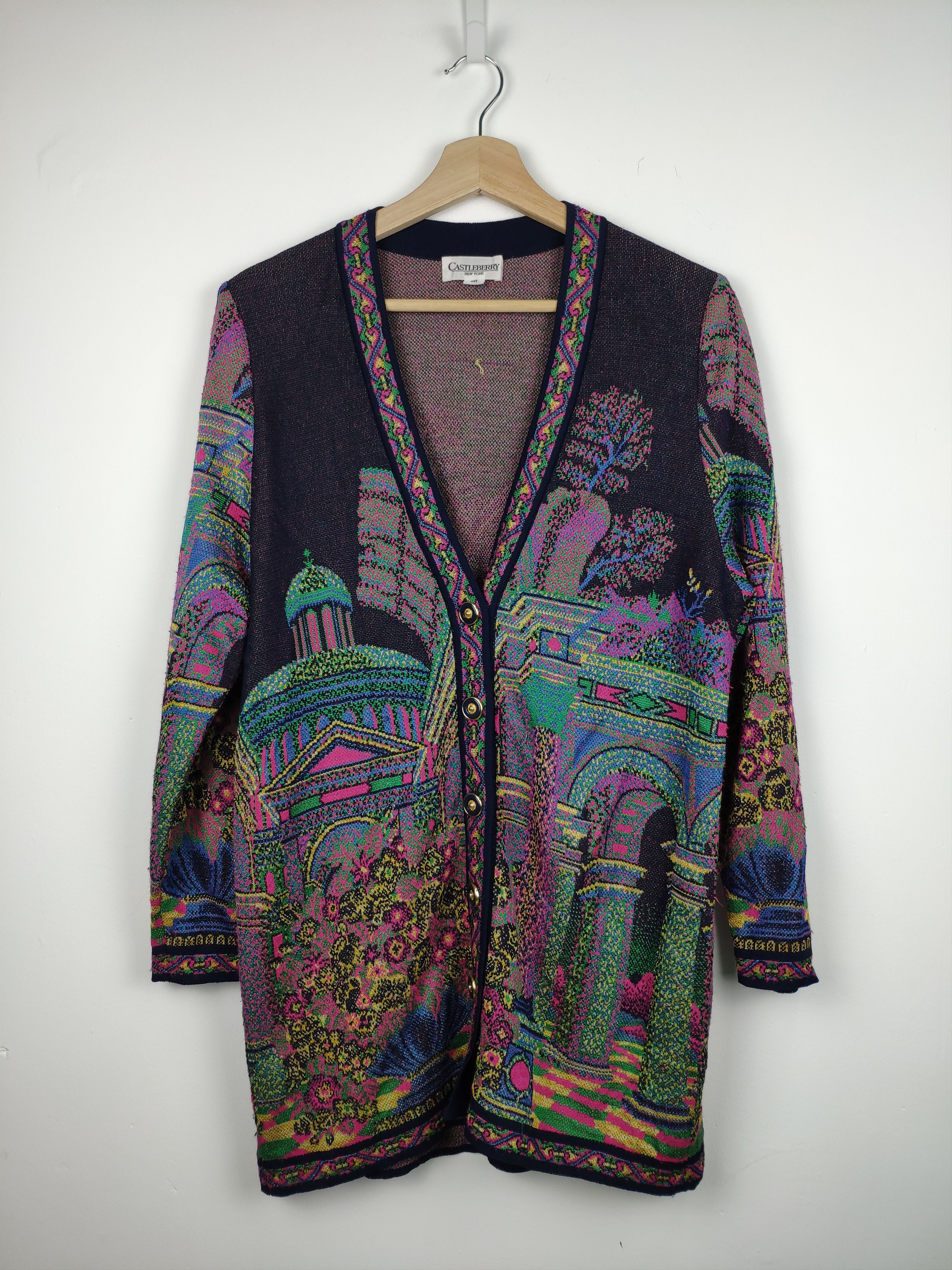 Japanese Brand Vintage Knit Cardigan Art Fullprint Castleberry Size US M / EU 48-50 / 2 - 1 Thumbnail