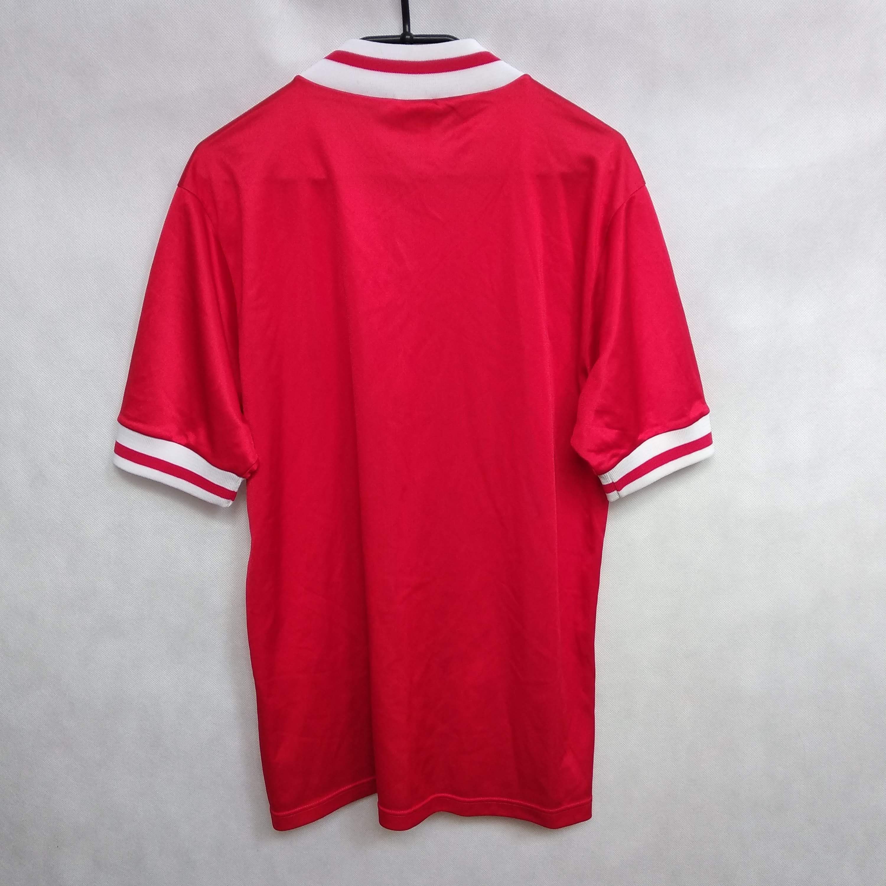 Umbro ORIGINAL LIVERPOOL 1982-85 ENGLAND FOOTBALL SHIRT UMBRO Size US M / EU 48-50 / 2 - 2 Thumbnail