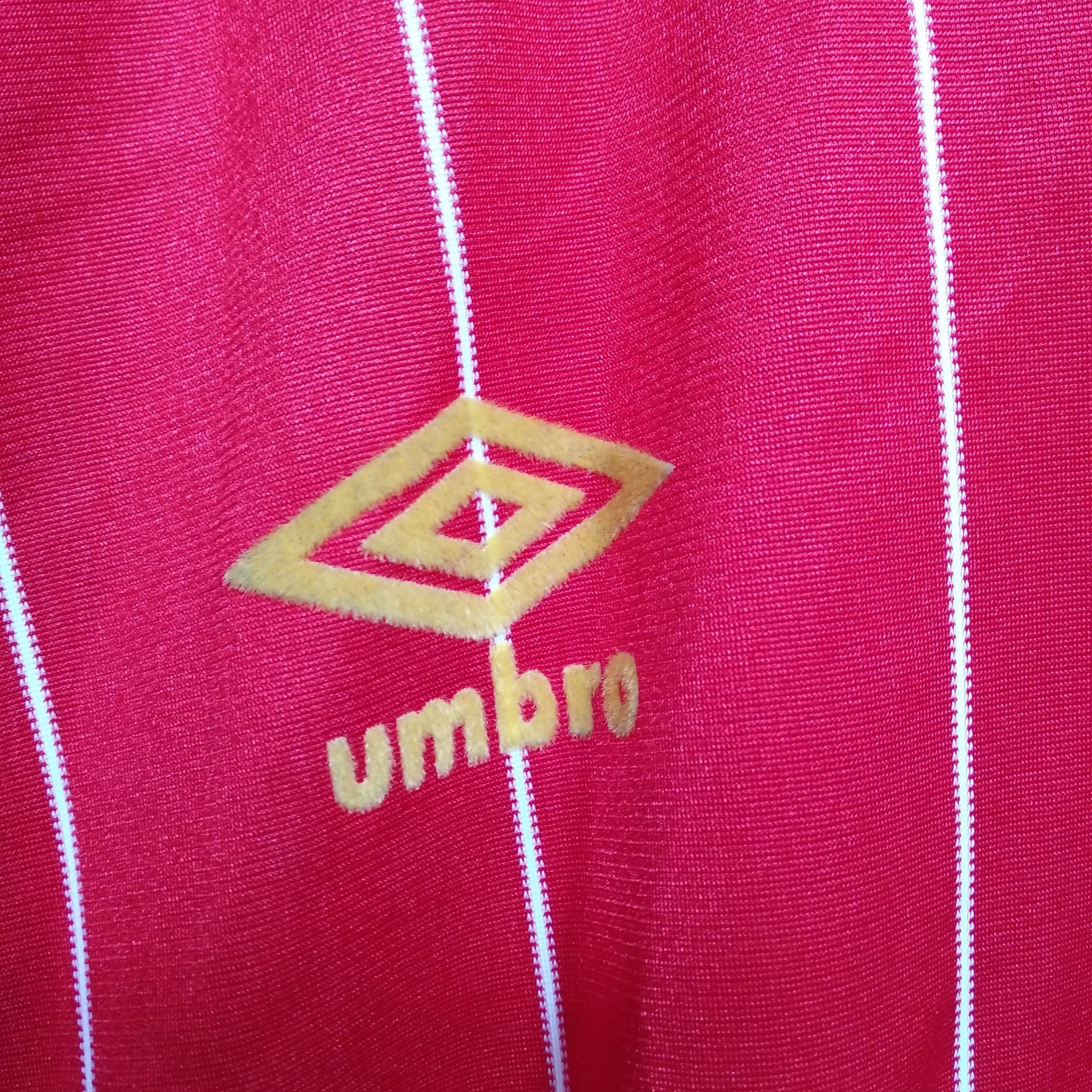 Umbro ORIGINAL LIVERPOOL 1982-85 ENGLAND FOOTBALL SHIRT UMBRO Size US M / EU 48-50 / 2 - 6 Thumbnail