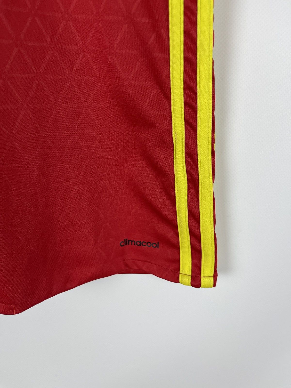 Adidas Adidas Spain 2015 2016 home soccer jersey football shirt Size US S / EU 44-46 / 1 - 5 Thumbnail