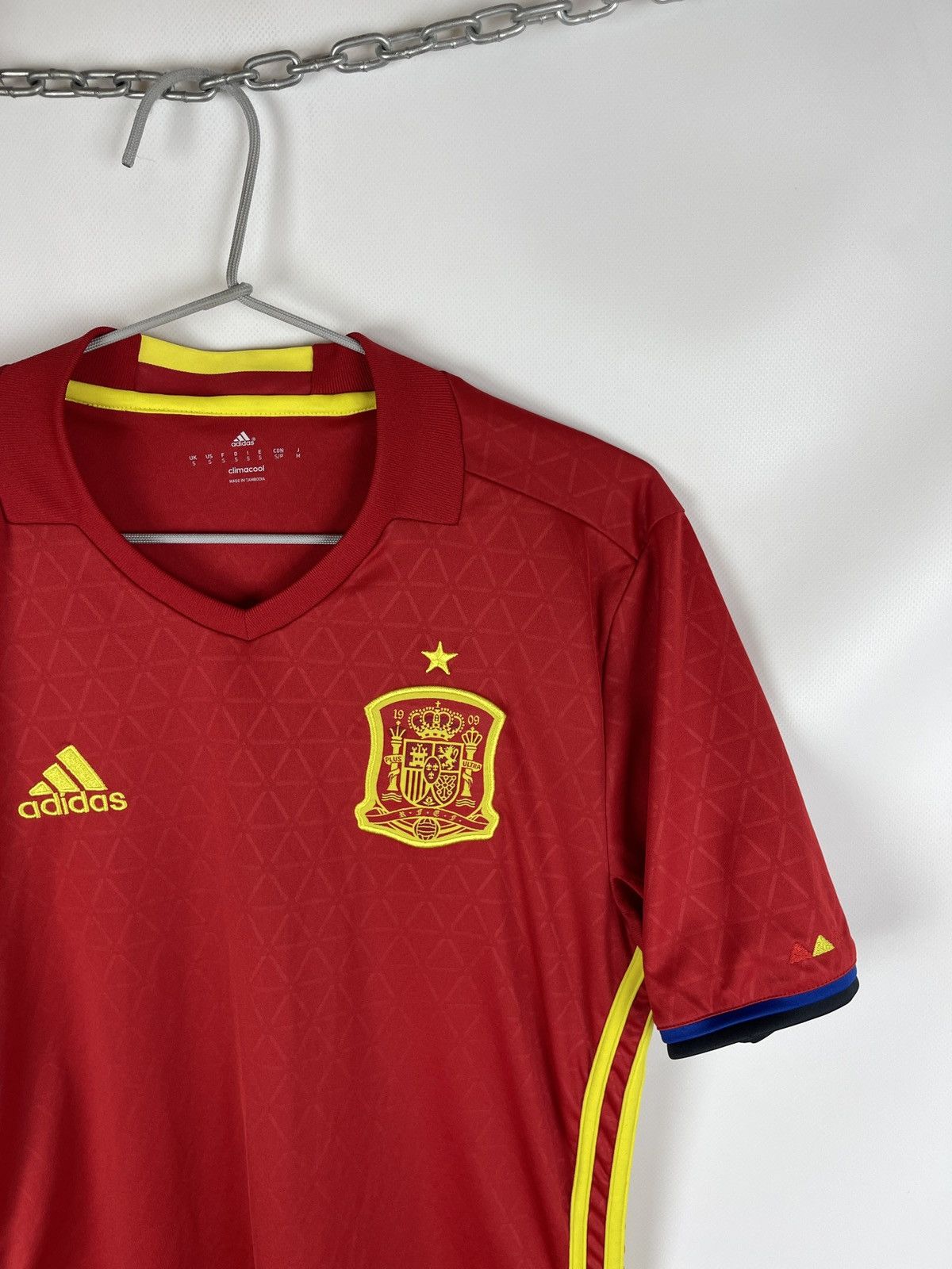 Adidas Adidas Spain 2015 2016 home soccer jersey football shirt Size US S / EU 44-46 / 1 - 3 Thumbnail