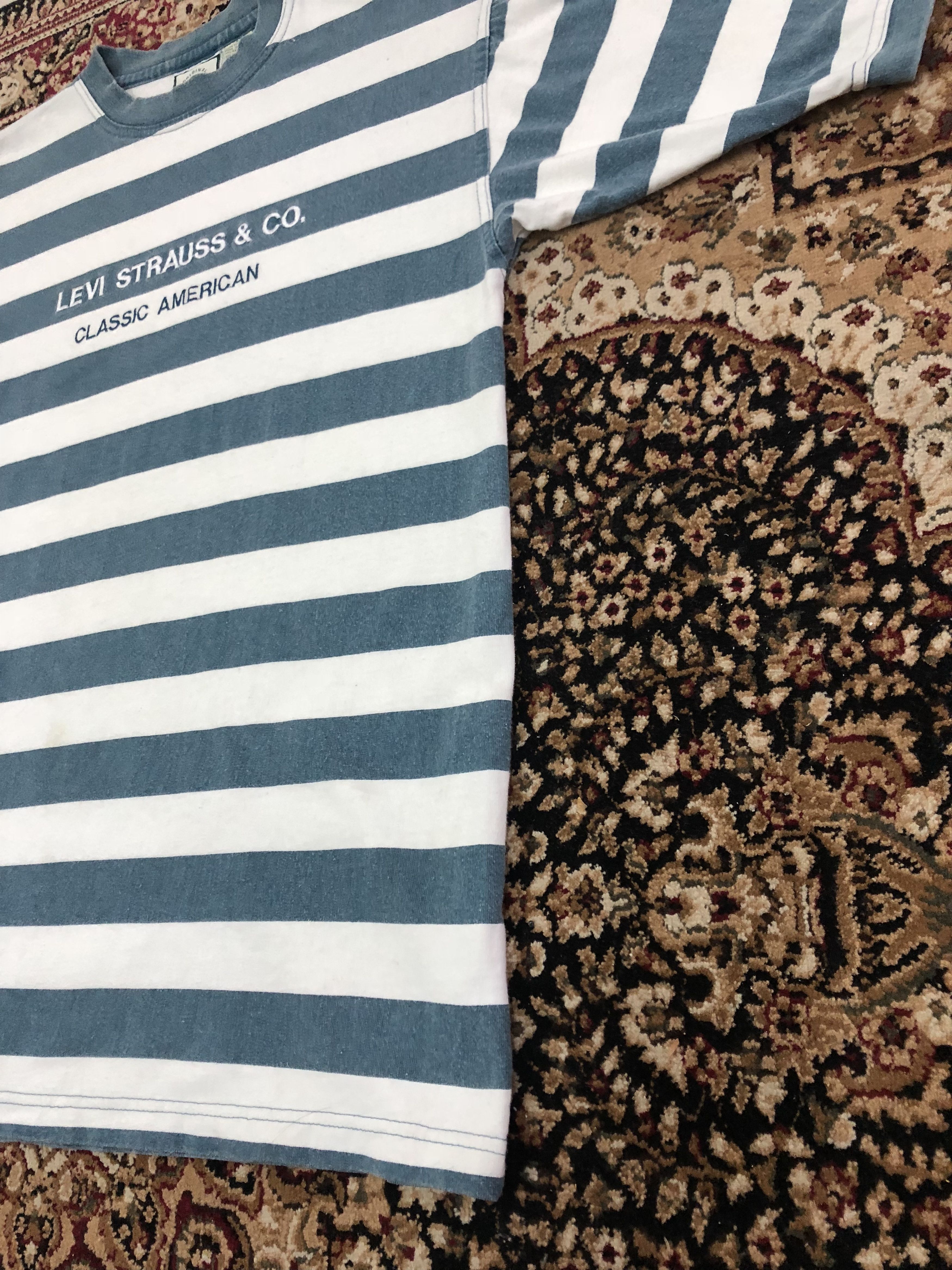 Levi's × Vintage 90s Levi's Embroidery Spell Out Border Striped t shirt Size US M / EU 48-50 / 2 - 5 Thumbnail