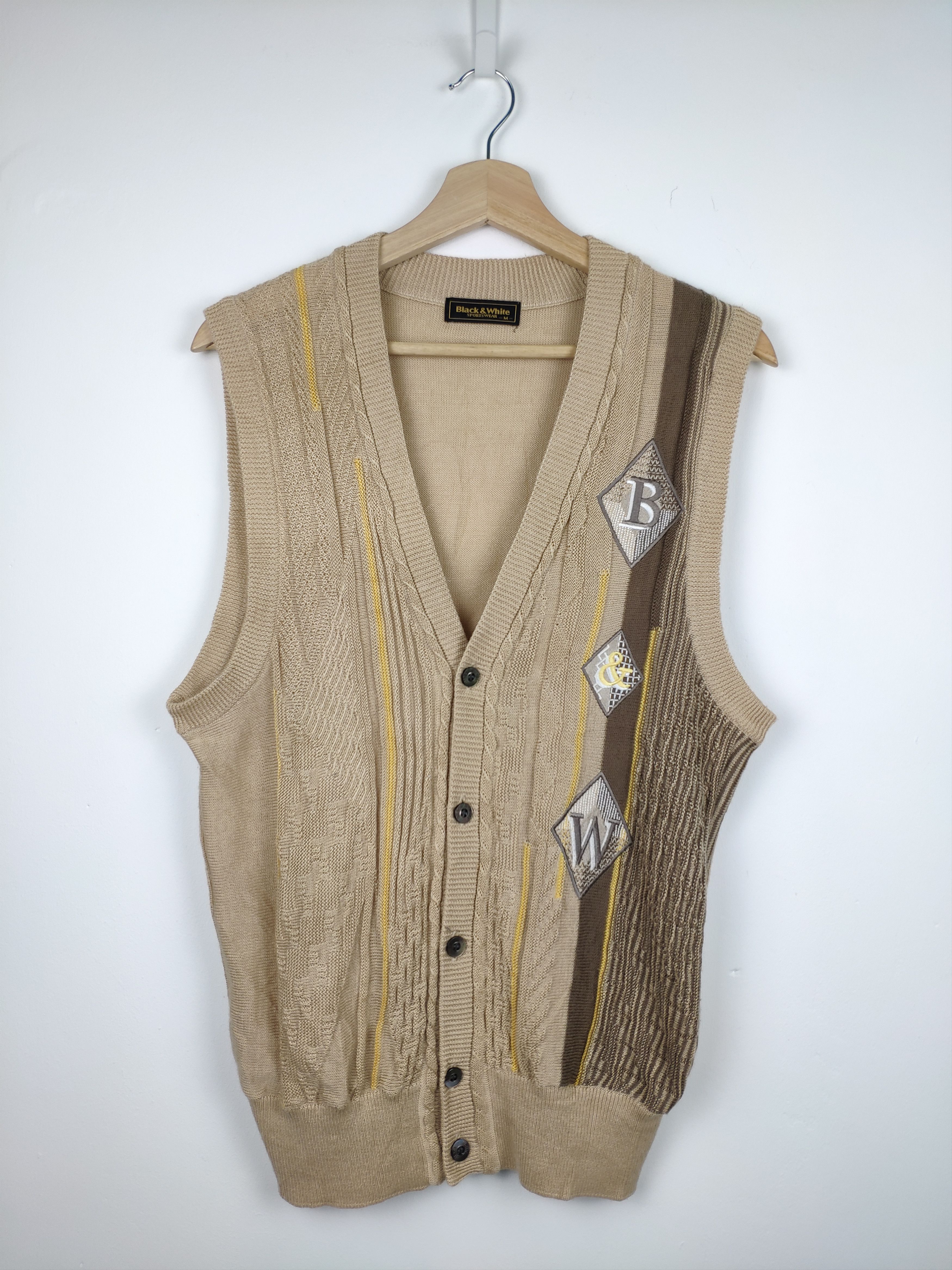 Aran Isles Knitwear × Japanese Brand × Vintage Vintage Knit Vest Cardigan Sweater Black & White Size US M / EU 48-50 / 2 - 1 Thumbnail