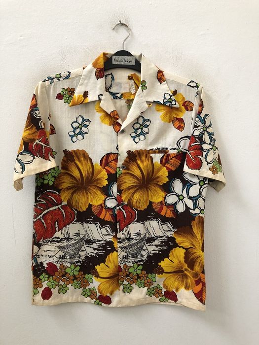 Aloha Wear 60s 70s Hawaiian Wear Contrast Color Big Flower Bark cloth