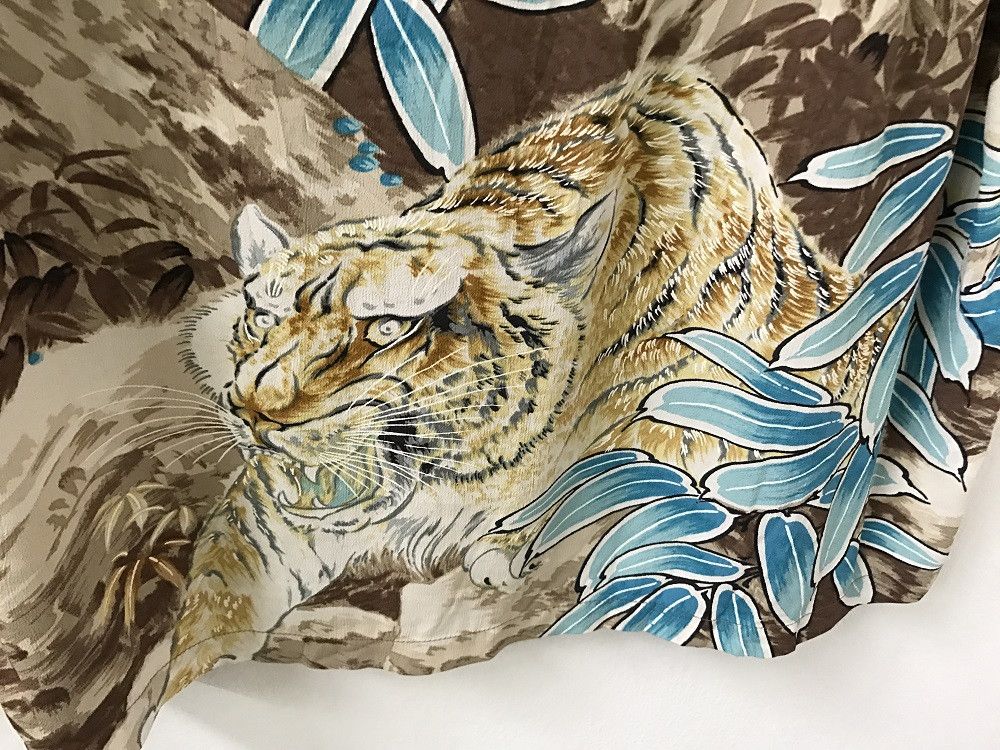 Sun Surf × Toyo Enterprises Sun Surf Japan Roaring Big Bengal Tiger Rayon Aloha Shirt Size US S / EU 44-46 / 1 - 7 Thumbnail