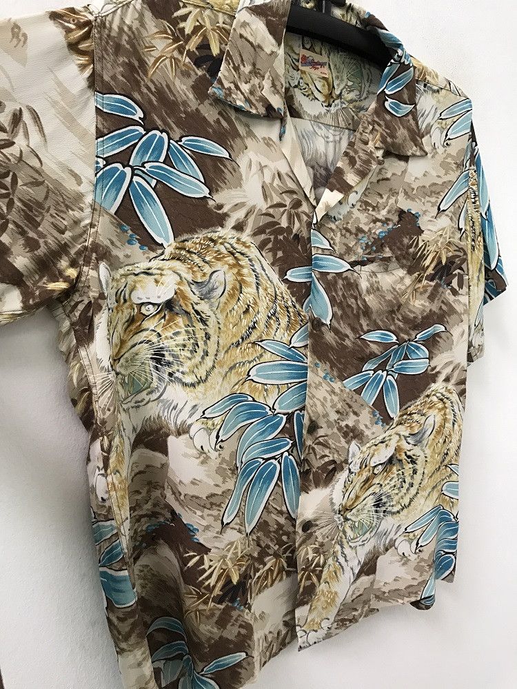 Sun Surf × Toyo Enterprises Sun Surf Japan Roaring Big Bengal Tiger Rayon Aloha Shirt Size US S / EU 44-46 / 1 - 3 Thumbnail