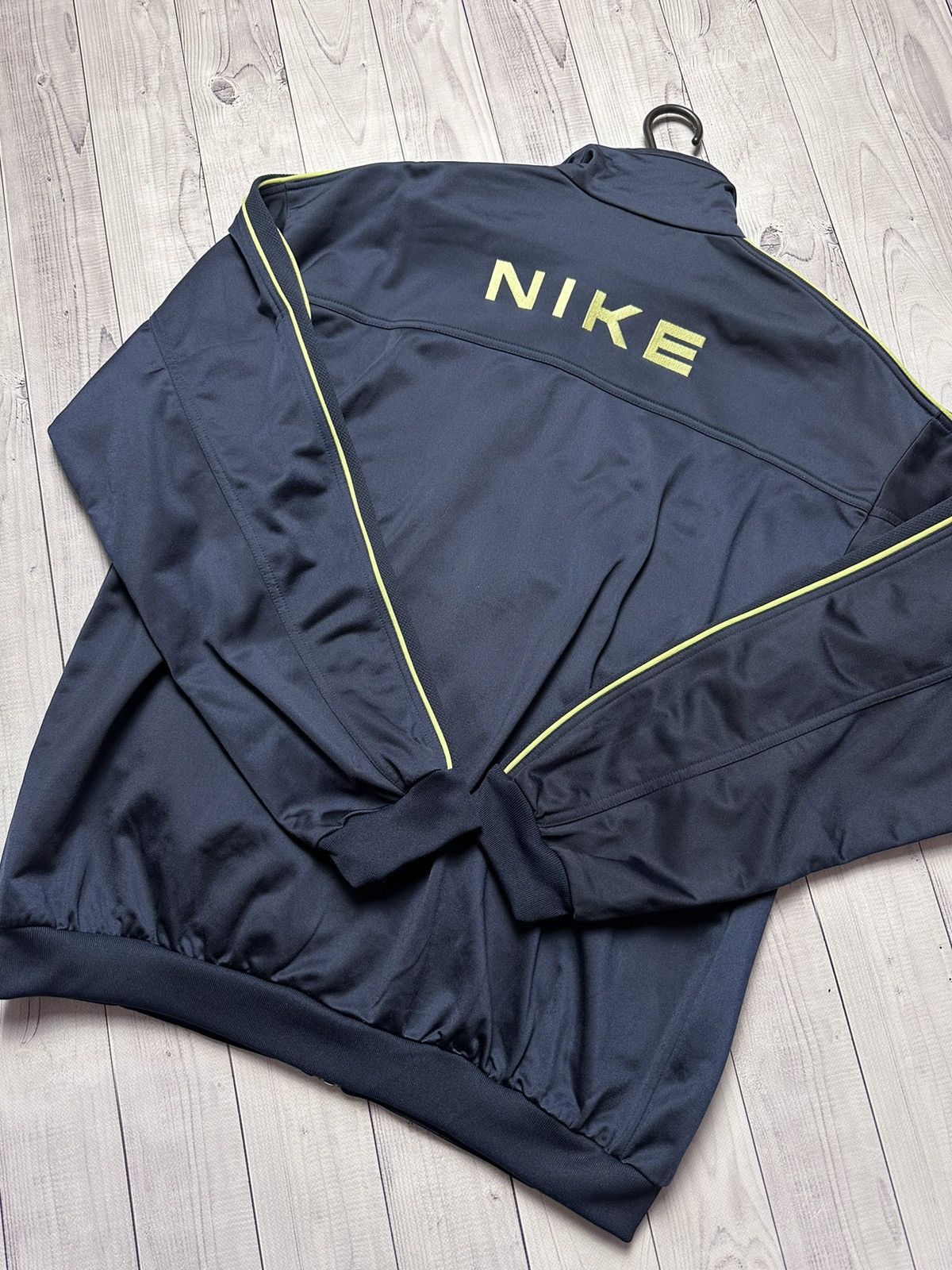 Nike × Vintage Vintage Nike track jacket size L logo Size US L / EU 52-54 / 3 - 2 Thumbnail