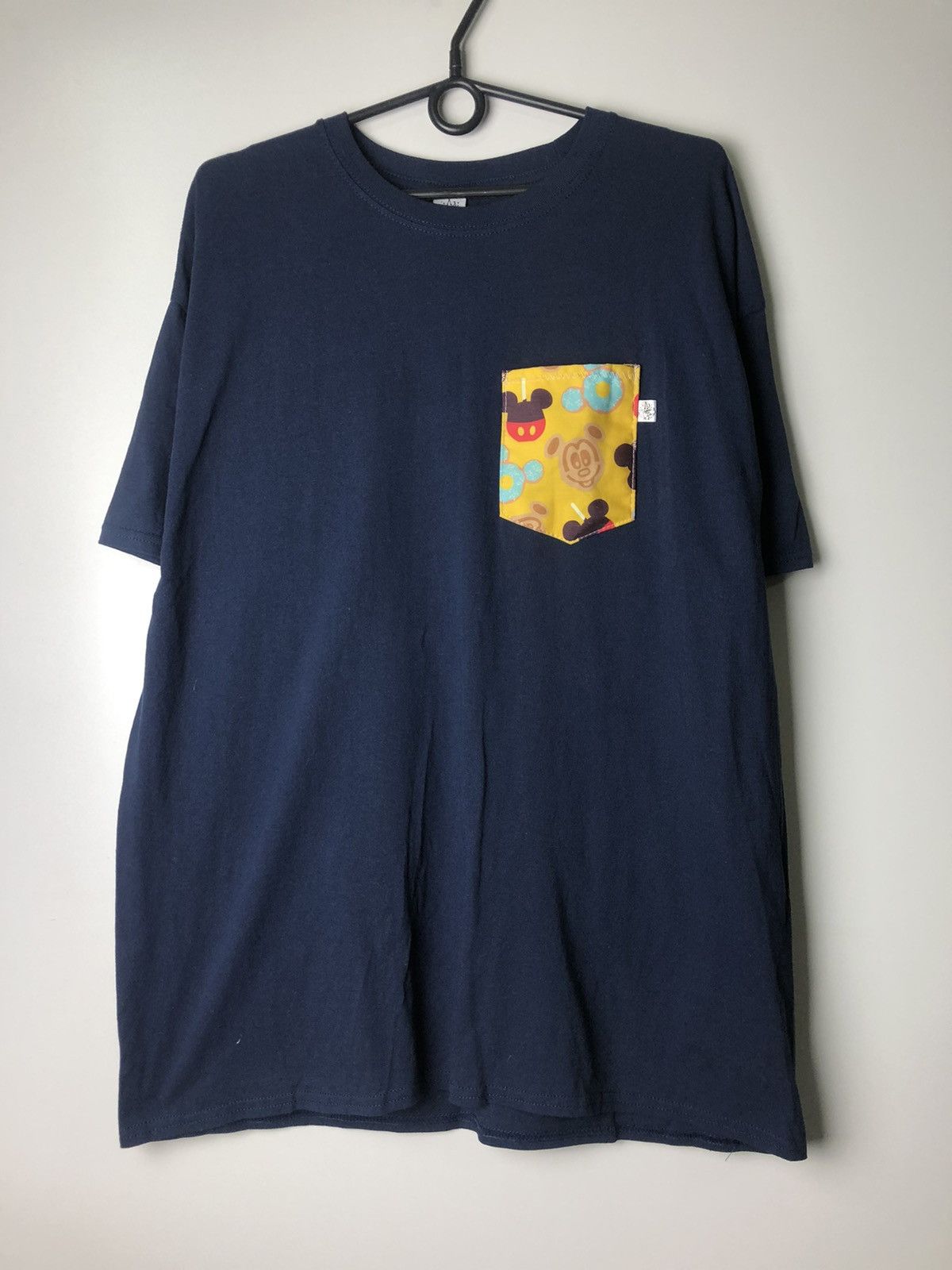 Disney Mickey Mouse Disney vintage t-shirts size XL Size US XL / EU 56 / 4 - 1 Thumbnail