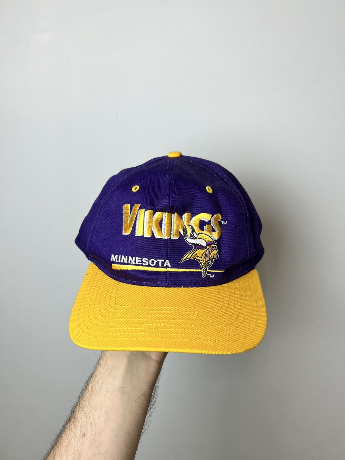 NFL Vintage Minnesota Vikings Cap 90s NFL NHL NBA HYPE STREETWEA Size ONE SIZE - 1 Thumbnail