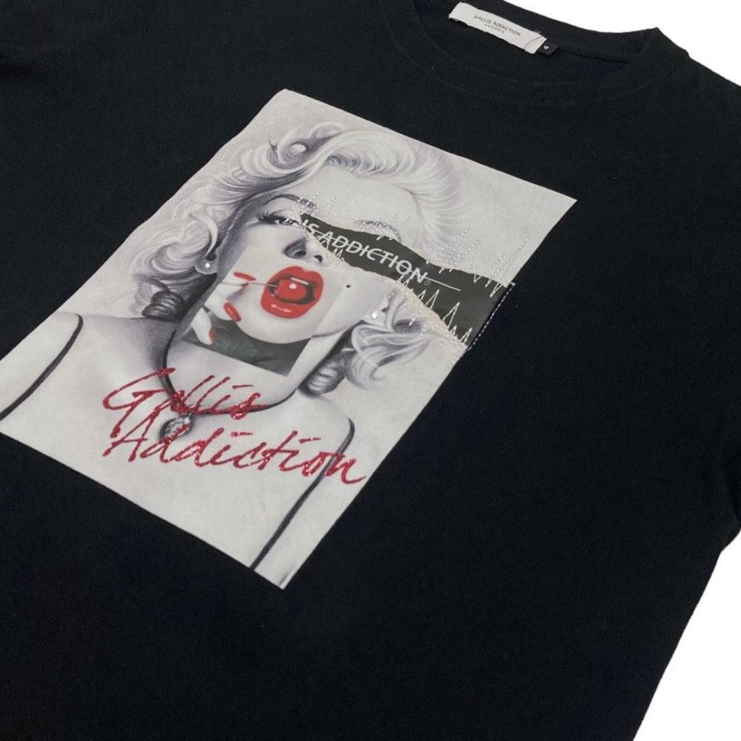 Beauty Beast GALLIS ADDICTION GARMENTS MARILYN MONROE TSHIRT Size US XL / EU 56 / 4 - 3 Thumbnail