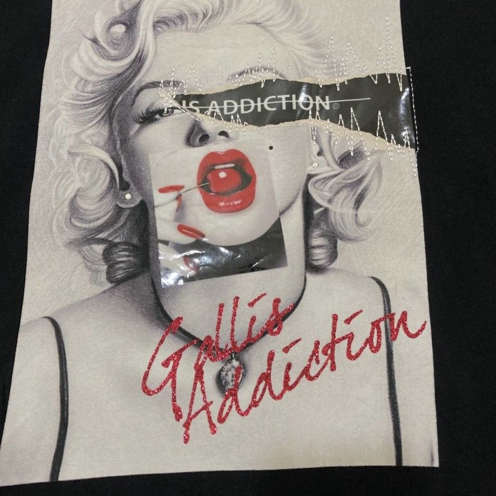 Beauty Beast GALLIS ADDICTION GARMENTS MARILYN MONROE TSHIRT Size US XL / EU 56 / 4 - 4 Thumbnail