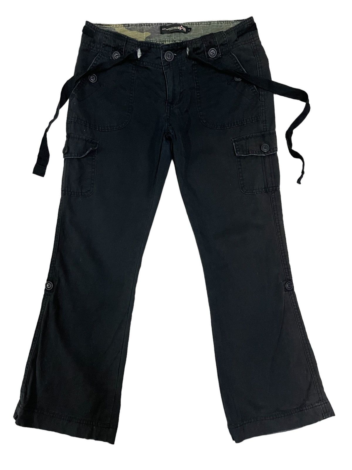 image of Vintage Alpha Industries Avant Garde Style Women Pants in Black (Size 28)