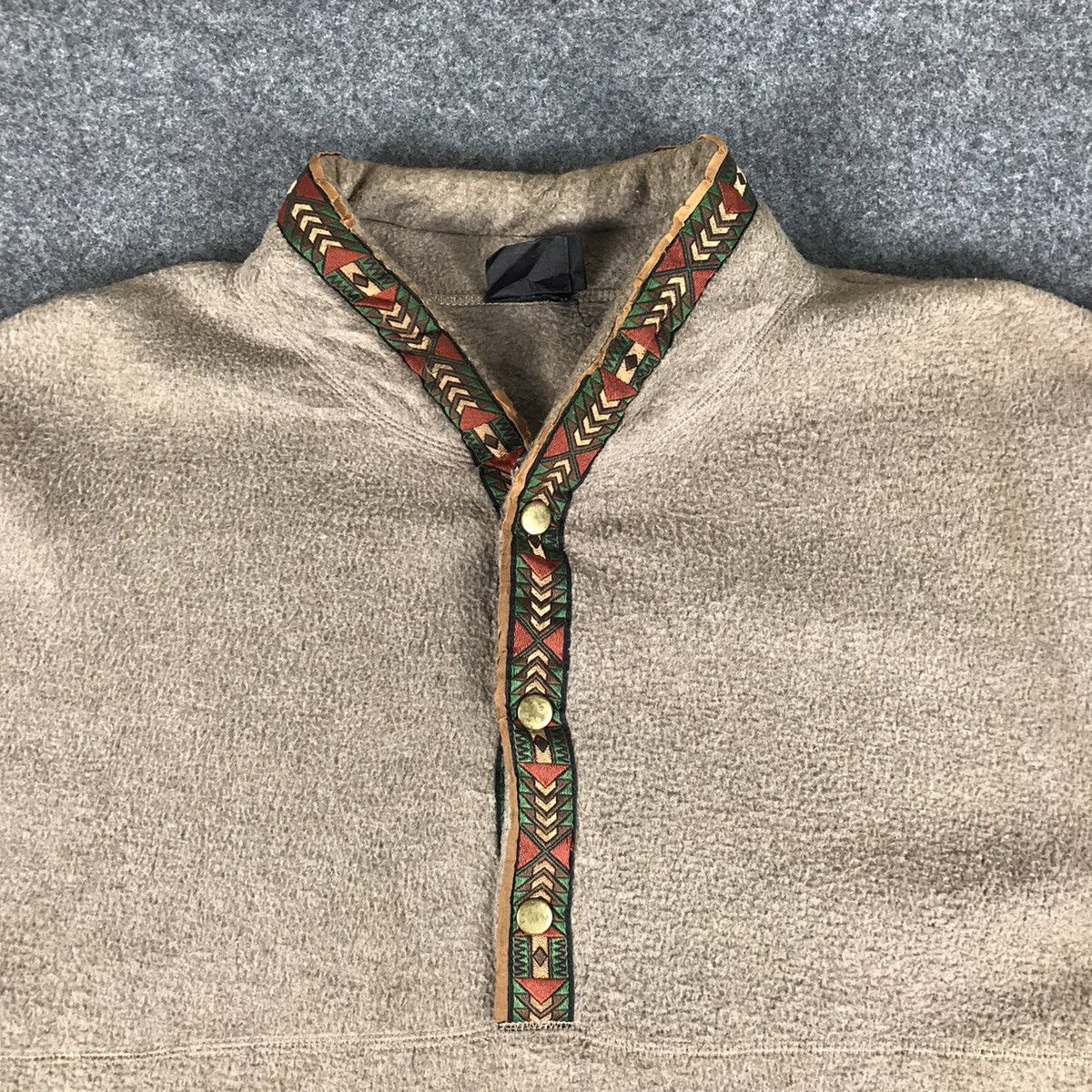 🔥Vintage Fleece jacket half button navajo design🔥