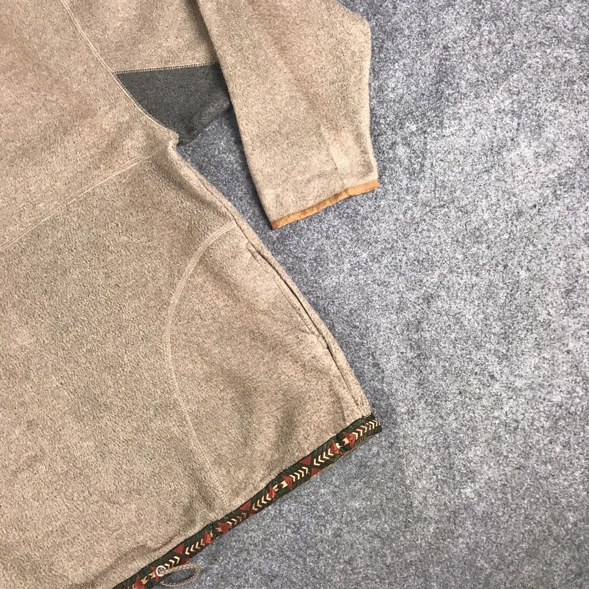 🔥Vintage Fleece jacket half button navajo design🔥