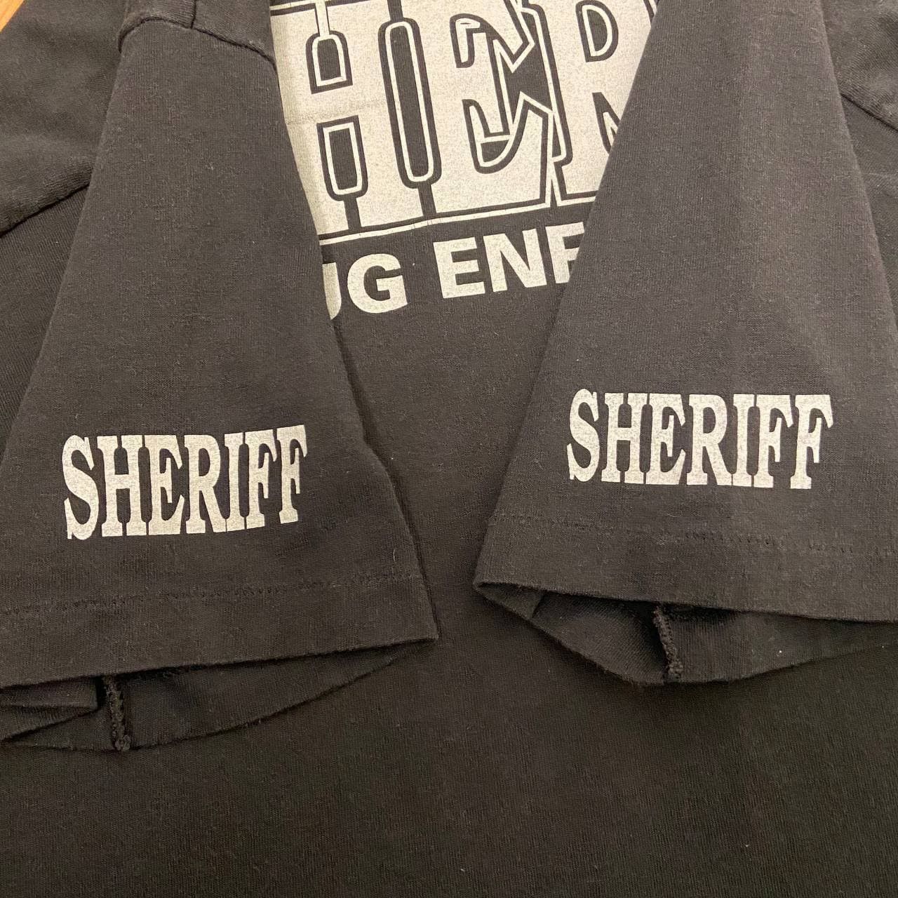 Vintage Vintage 90s Sheriff Drug Enforcement Pocket Tees Size US XXL / EU 58 / 5 - 5 Thumbnail