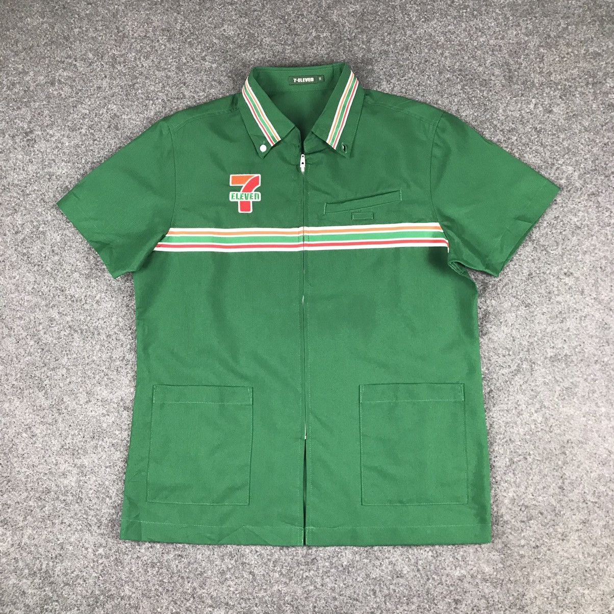 🔥Vintage 7Eleven worker jacket🔥