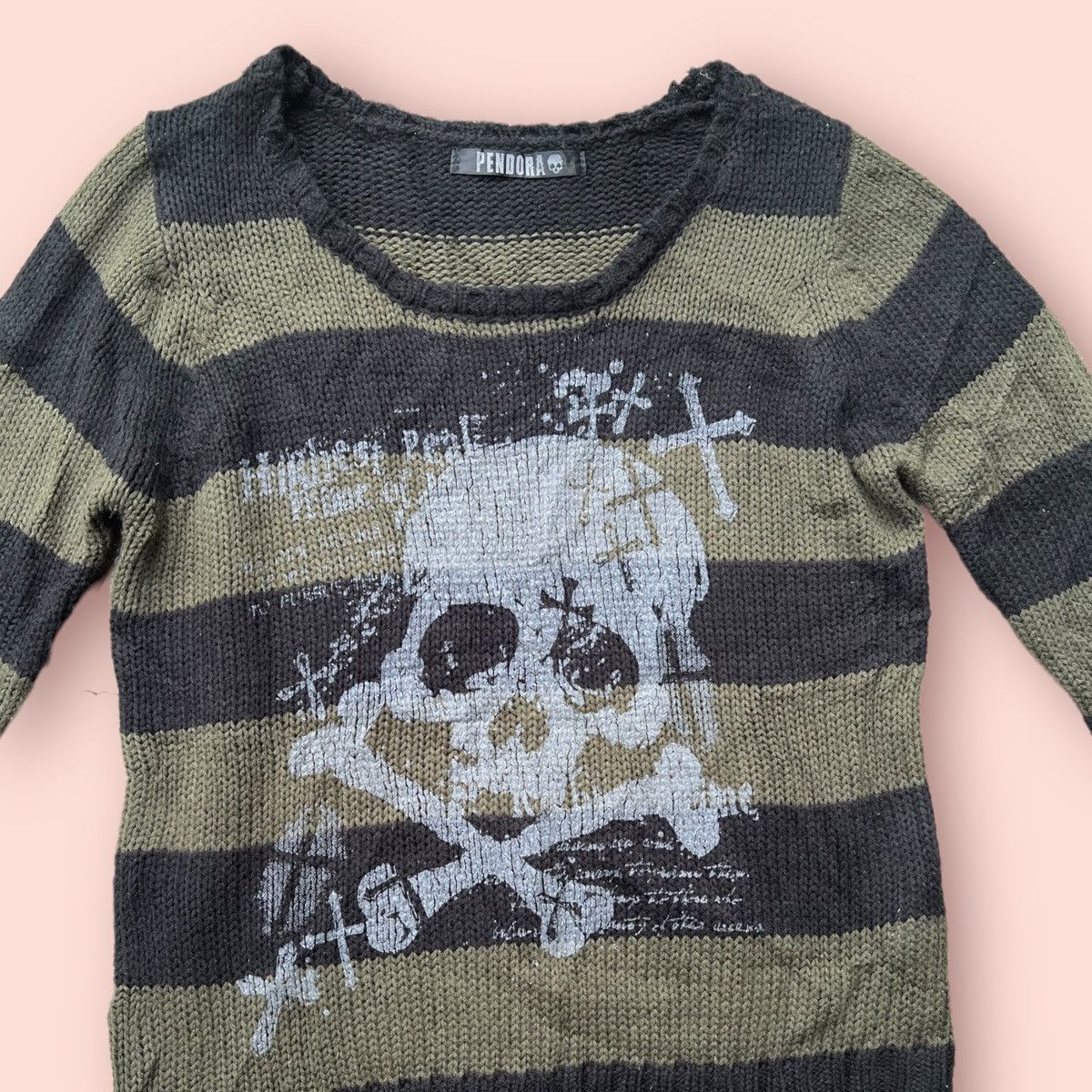 Japanese Brand RARE PENDORA SKULL PRINTED KNITWEAR Size L / US 10 / IT 46 - 2 Thumbnail