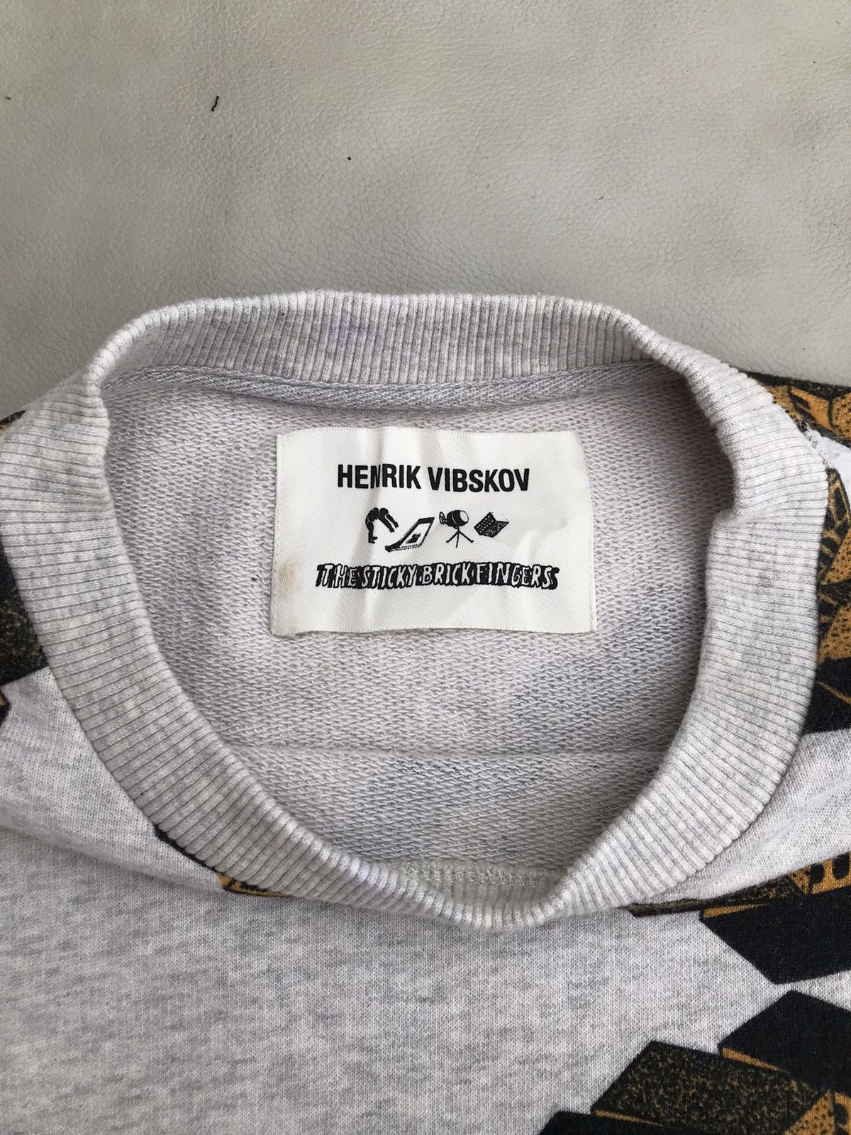 Henrik Vibskov Henrik Vibskov Sweatshirt Sticky Brick Fingers Size US S / EU 44-46 / 1 - 3 Thumbnail