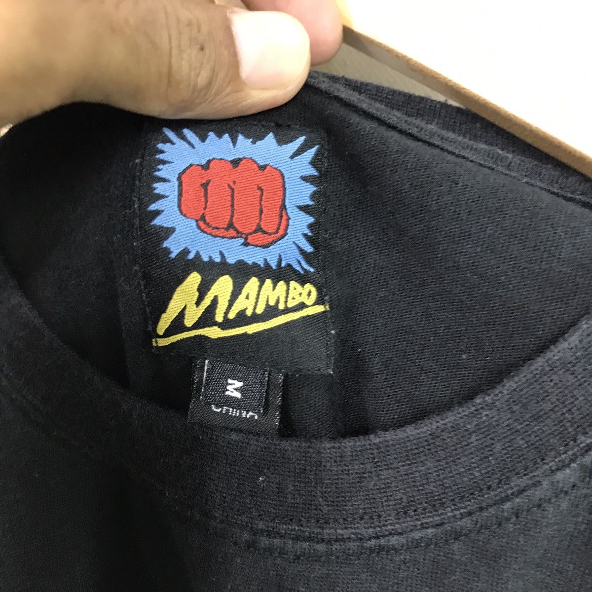Mambo × Vintage Mambo neon design iwe walpak ajis kunas ta ta ronah Size US M / EU 48-50 / 2 - 6 Thumbnail