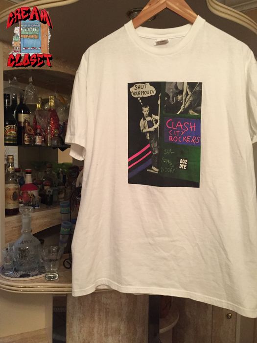 Supreme SS10 2010 SUPREME SHUT YOUR MOUTH CLASH CITY ROCKERS TEE IN WHITE Size US XL / EU 56 / 4 - 1 Preview