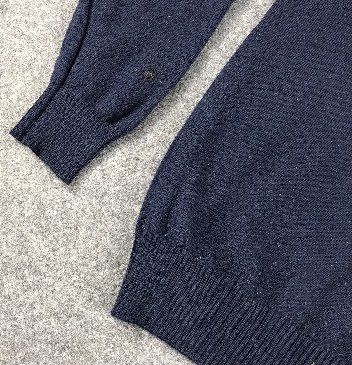 Vintage × Yves Saint Laurent Yves Saint Laurent knitwear small logo Size US S / EU 44-46 / 1 - 6 Thumbnail