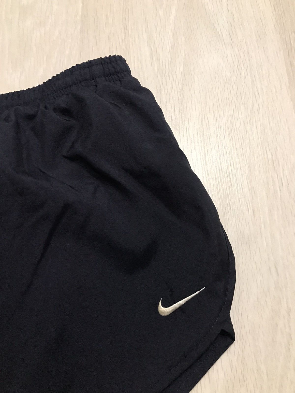 Nike Vintage Nike race shorts size 34-36” Size US 35 - 2 Thumbnail