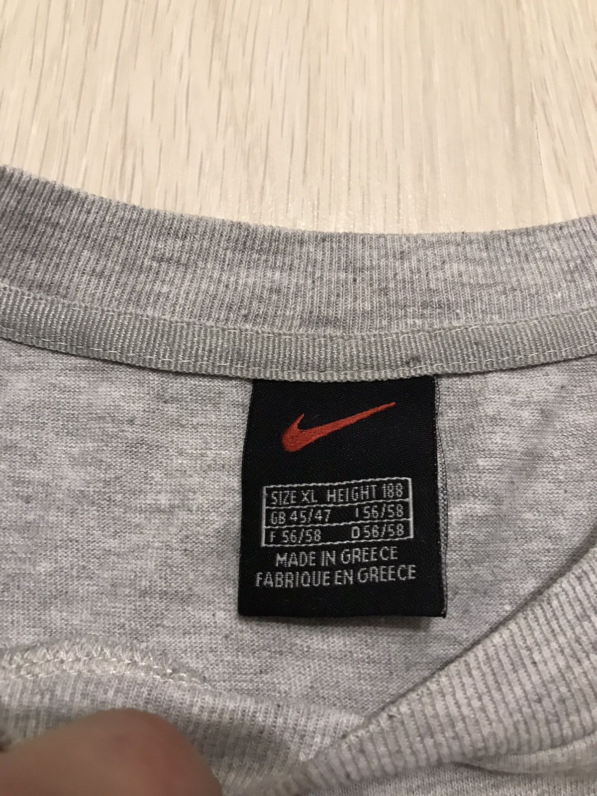 Nike Nike vintage small logo tee size xxl Size US XXL / EU 58 / 5 - 4 Thumbnail