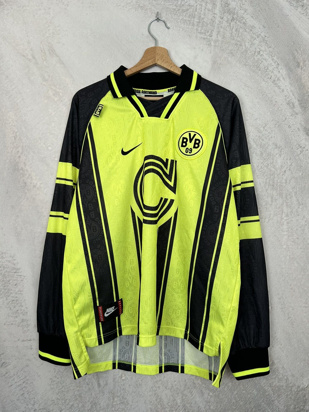 Nike Vintage Borussia Dortmund 90s Rare Soccer Jersey Football