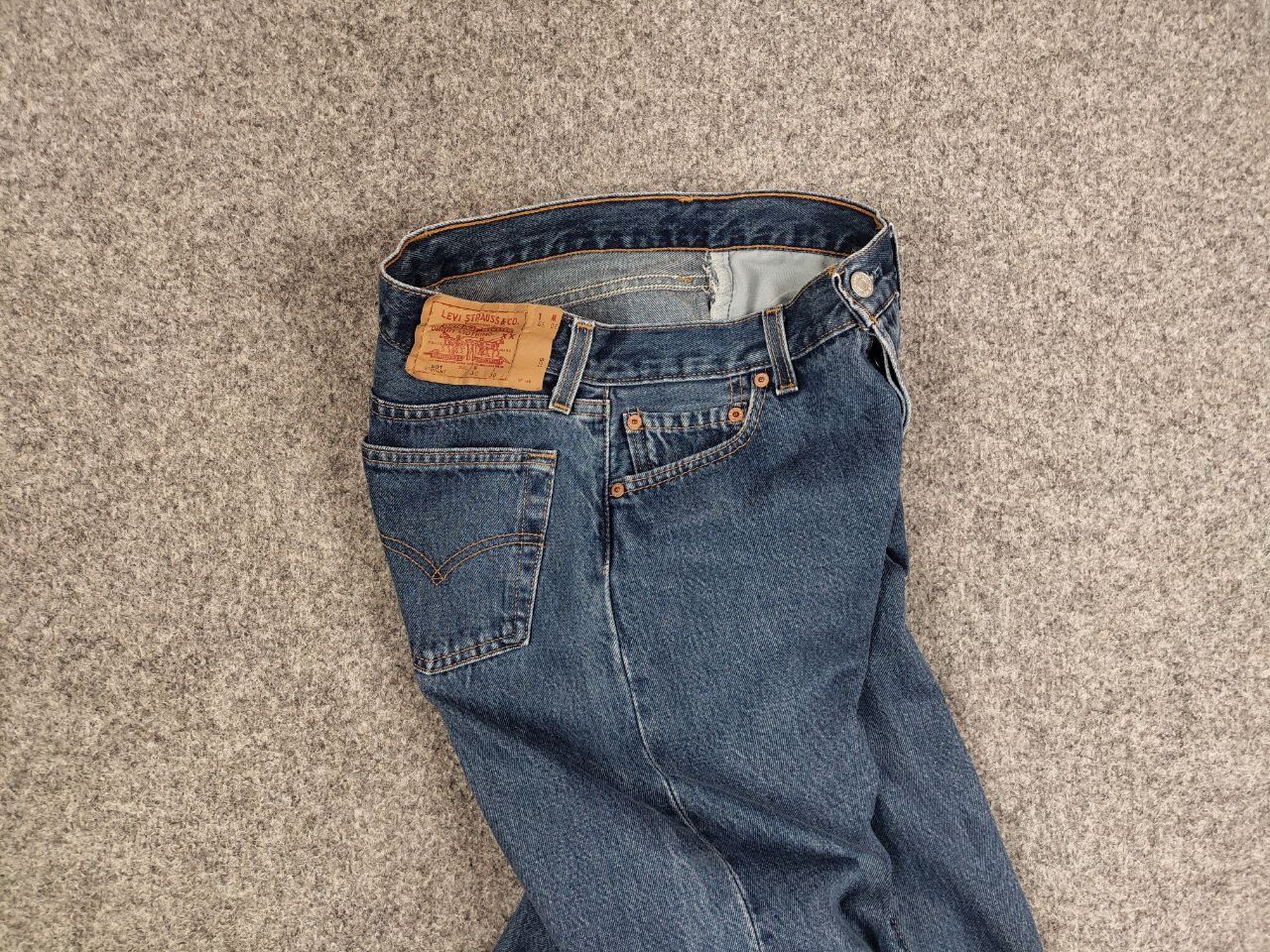 Levi's Vintage 90's levis 501 student Blue Denim Jeans Made in USA Size 30" / US 8 / IT 44 - 16 Thumbnail