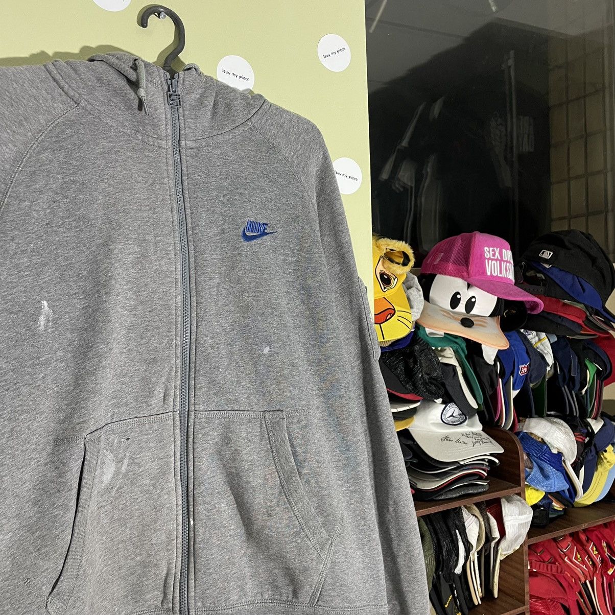Vintage Vintage Nike Zip Hoodie Faded Distressed Grunge Streetwear L Size US L / EU 52-54 / 3 - 2 Thumbnail