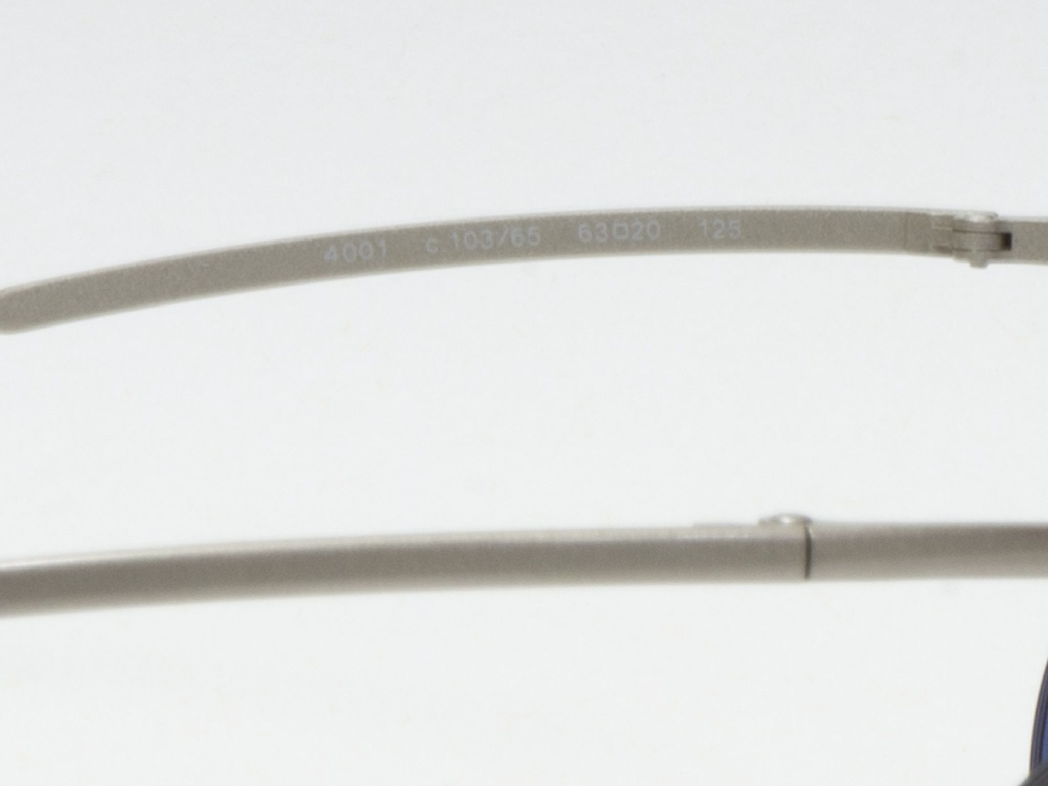 Chanel FUTURISTIC VINTAGE CHANEL SUNGLASSES Size ONE SIZE - 6 Thumbnail
