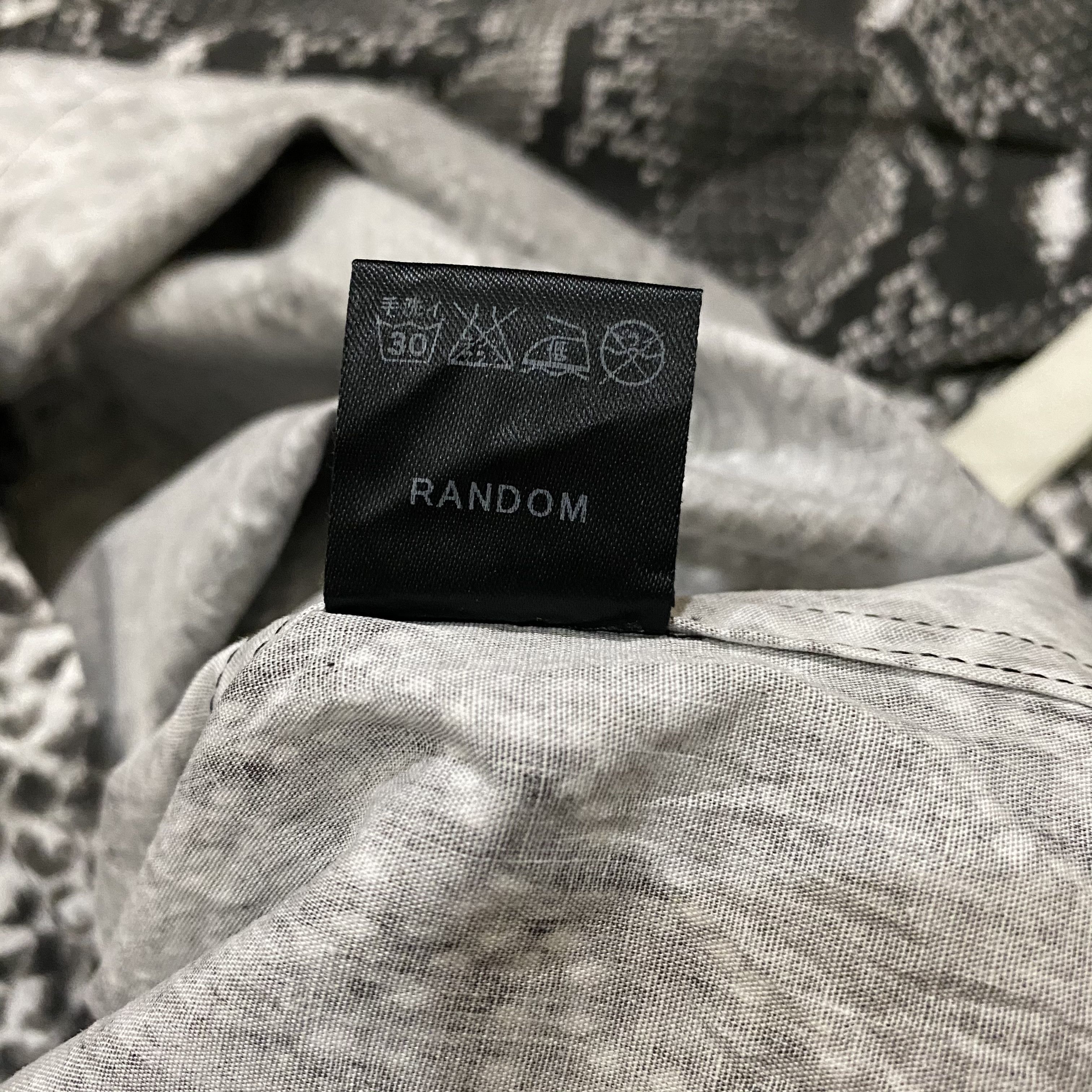 Japanese Brand × Mastermind Japan Random x Mastermind Japan Snake Skin Button Up Size US M / EU 48-50 / 2 - 6 Thumbnail