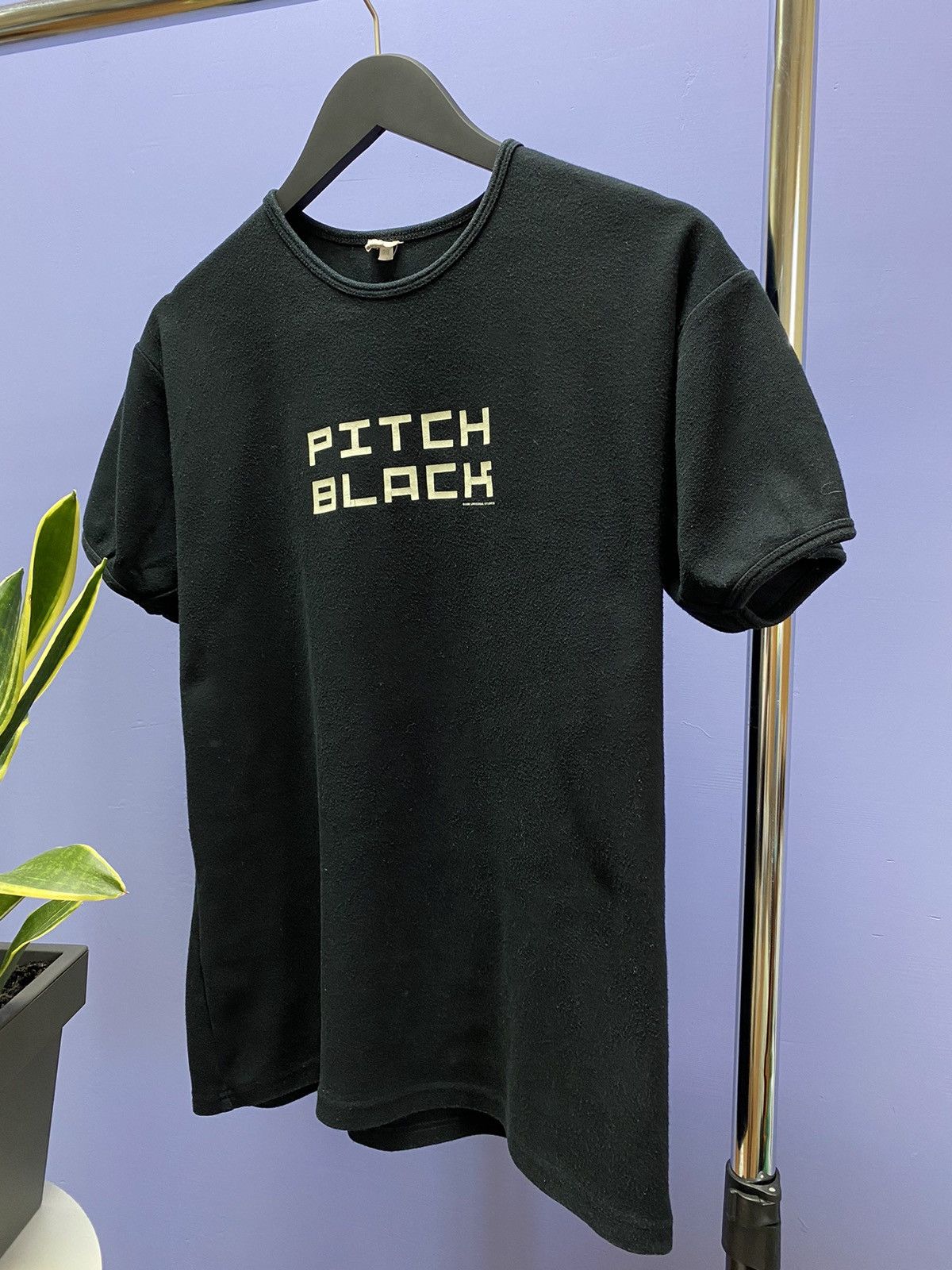 Vintage Vintage 2000 Pitch Black Movie Promo T Shirt Size US M / EU 48-50 / 2 - 2 Thumbnail