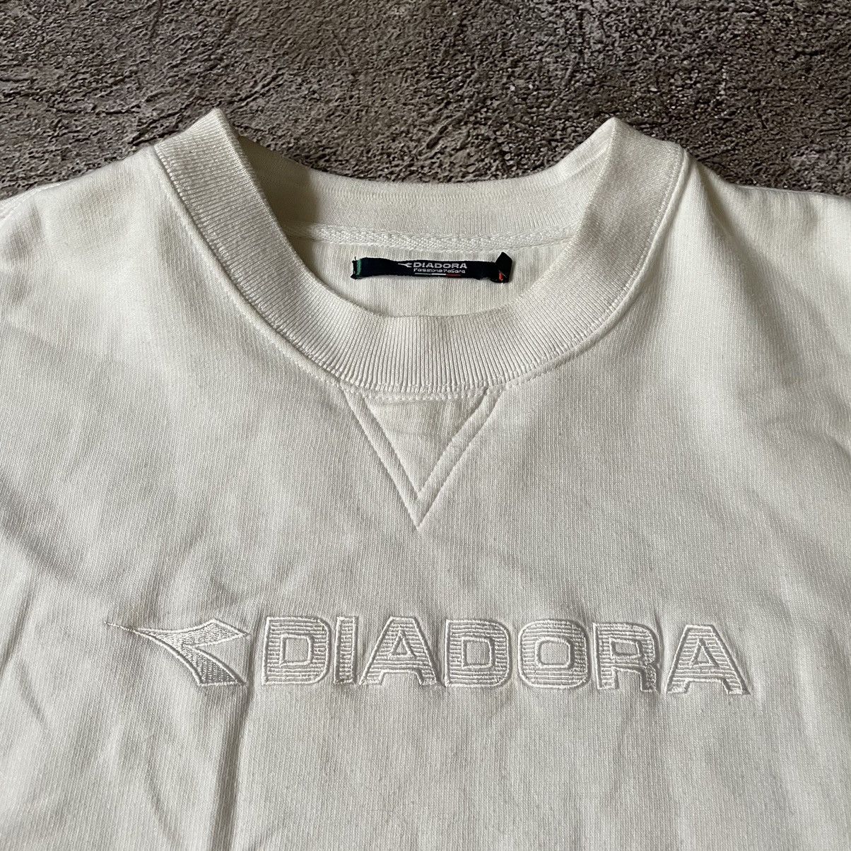 Band Tees Vintage Y2K Diadora Centre Logo Casual Sport Crewneck 90s Size US L / EU 52-54 / 3 - 7 Thumbnail