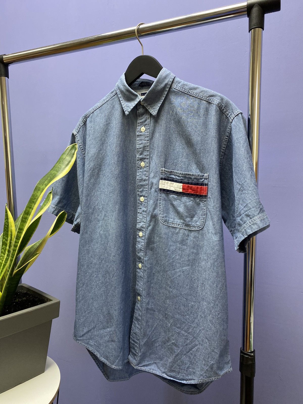 Tommy Hilfiger Vintage Tommy Jeans Denim Short Sleeve Shirt Size US M / EU 48-50 / 2 - 2 Thumbnail