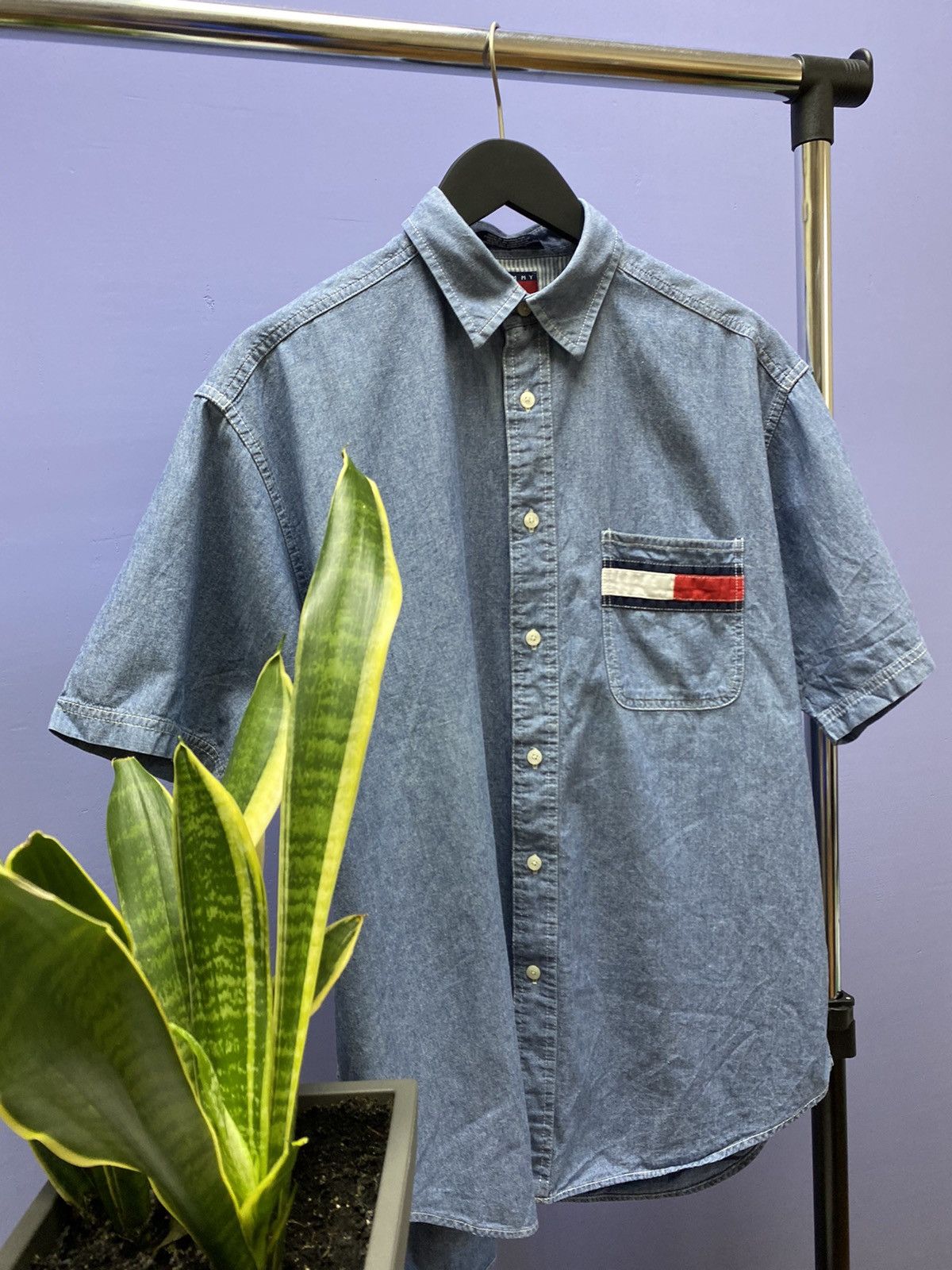 Tommy Hilfiger Vintage Tommy Jeans Denim Short Sleeve Shirt Size US M / EU 48-50 / 2 - 3 Thumbnail