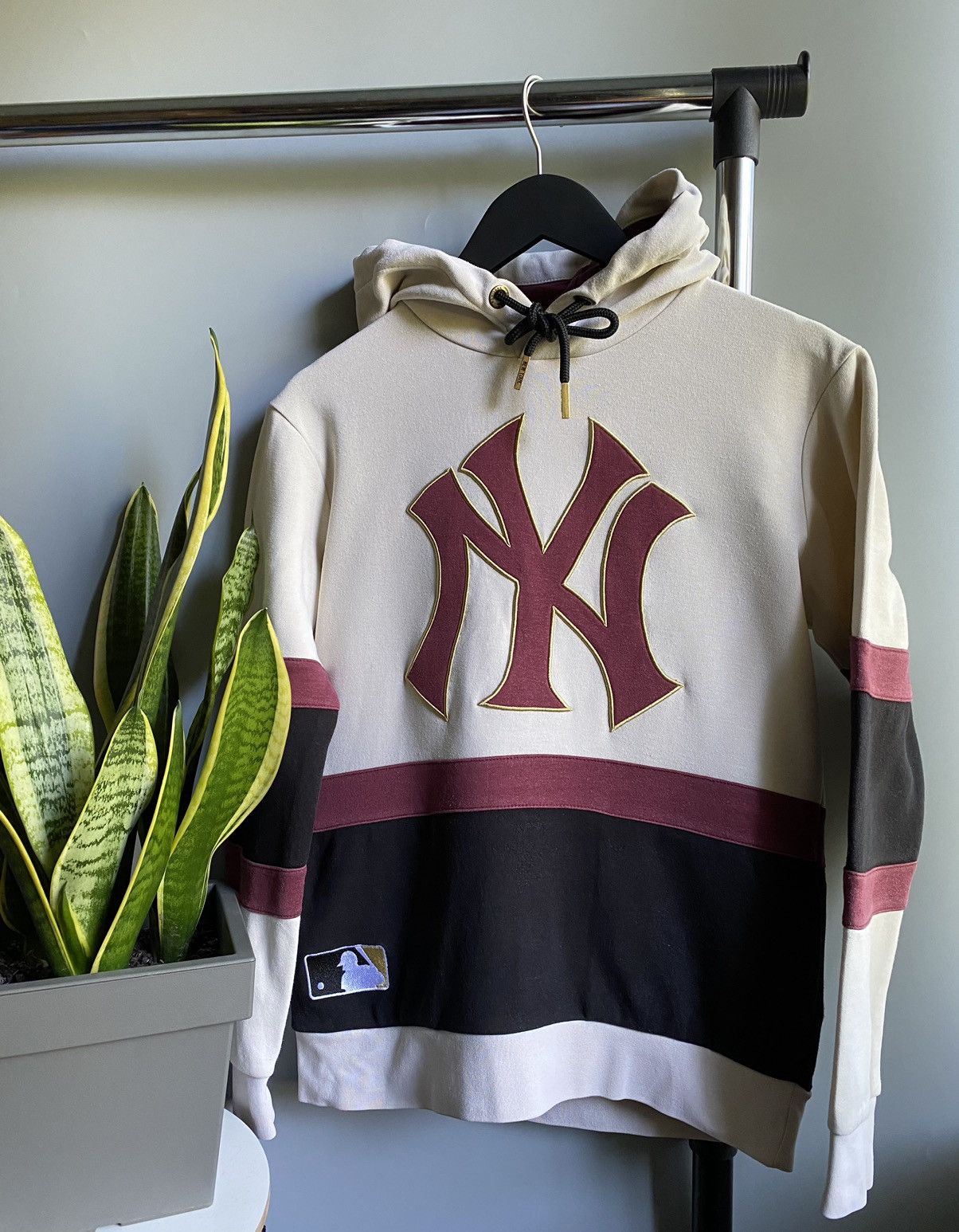 MLB × Majestic × New York Yankees New York Yankees Majestic Big Logo Hoodie Size US XS / EU 42 / 0 - 1 Thumbnail