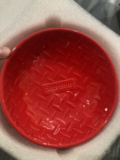 SUPREME SS23 DIAMOND PLATE DOG BOWL RED SILVER