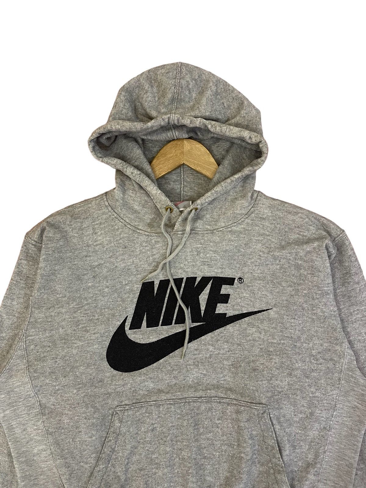 Nike Vintage Nike Hoodie swoosh logo Size US L / EU 52-54 / 3 - 3 Thumbnail