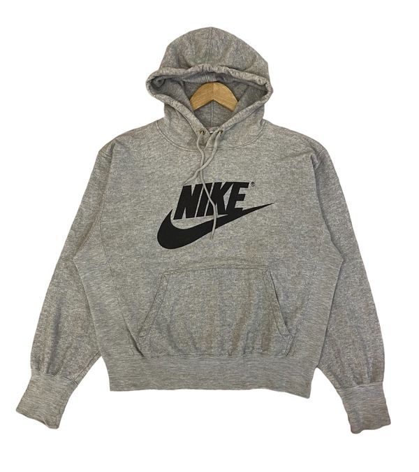 Grey nike vintage online hoodie