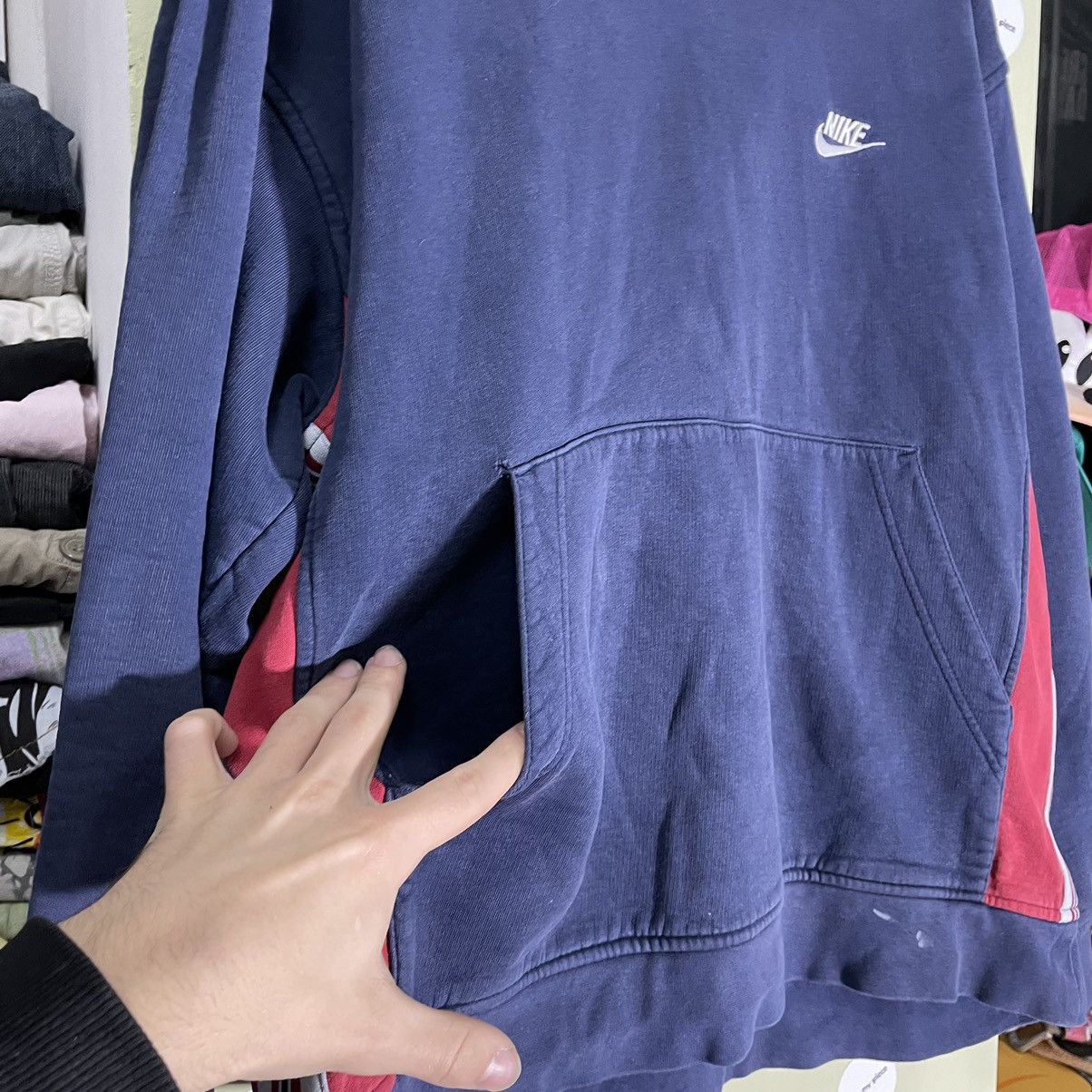 Vintage Vintage Nike Swoosh Hoodie Navy Oversized Streetwear Skate L Size US L / EU 52-54 / 3 - 7 Thumbnail