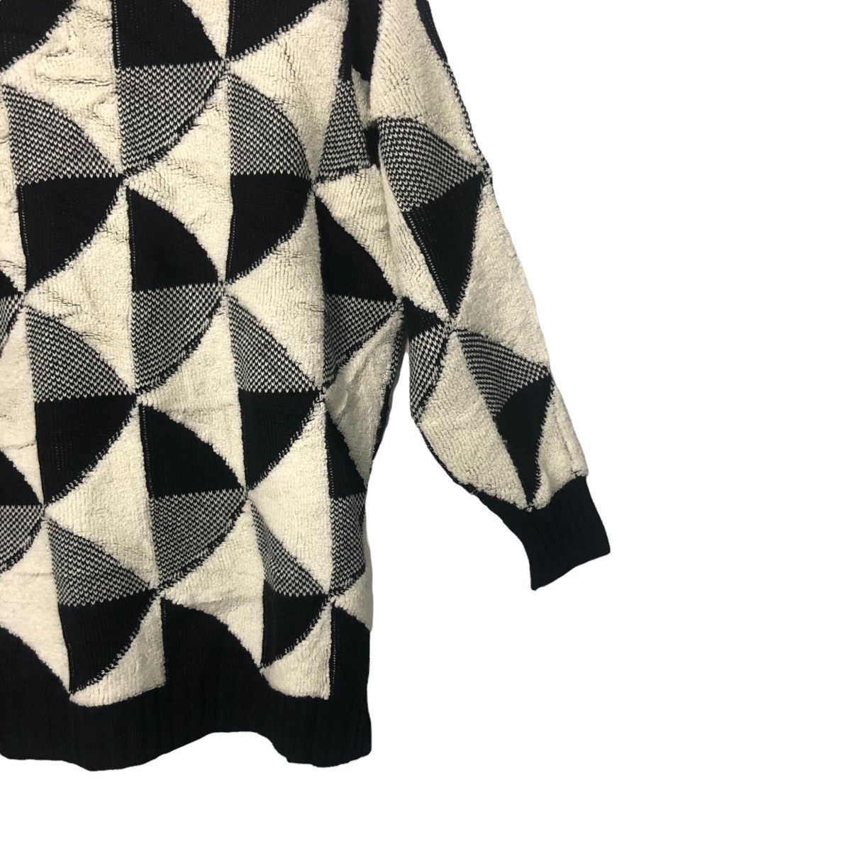 Aran Isles Knitwear Vintage Mimosalip Turtleneck Pattern Knitwear Knitsweater Size US M / EU 48-50 / 2 - 6 Thumbnail