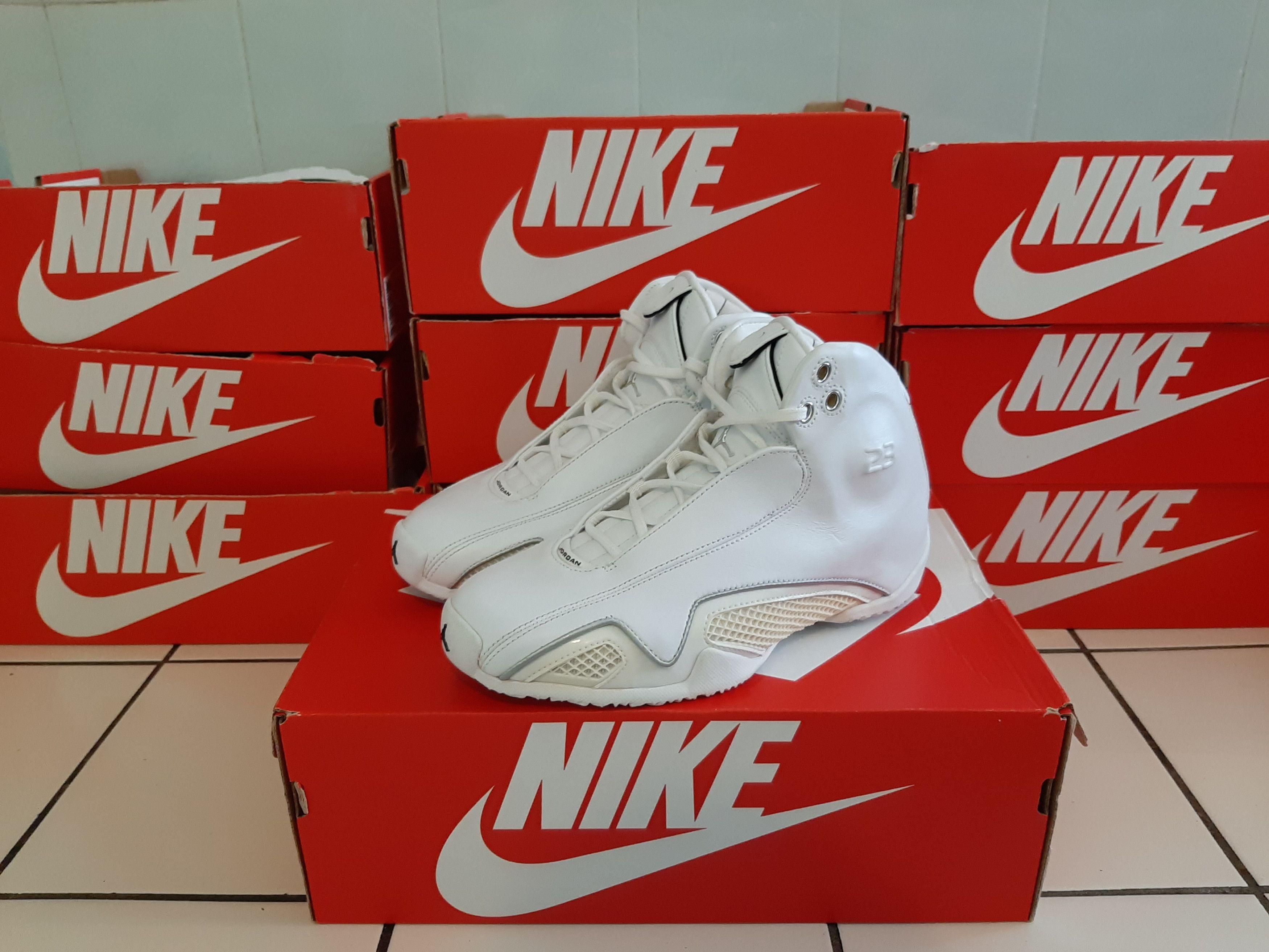 Jordan Brand 2006) jordan 21 retro (OG) Size US 5.5 / EU 38 - 1 Thumbnail