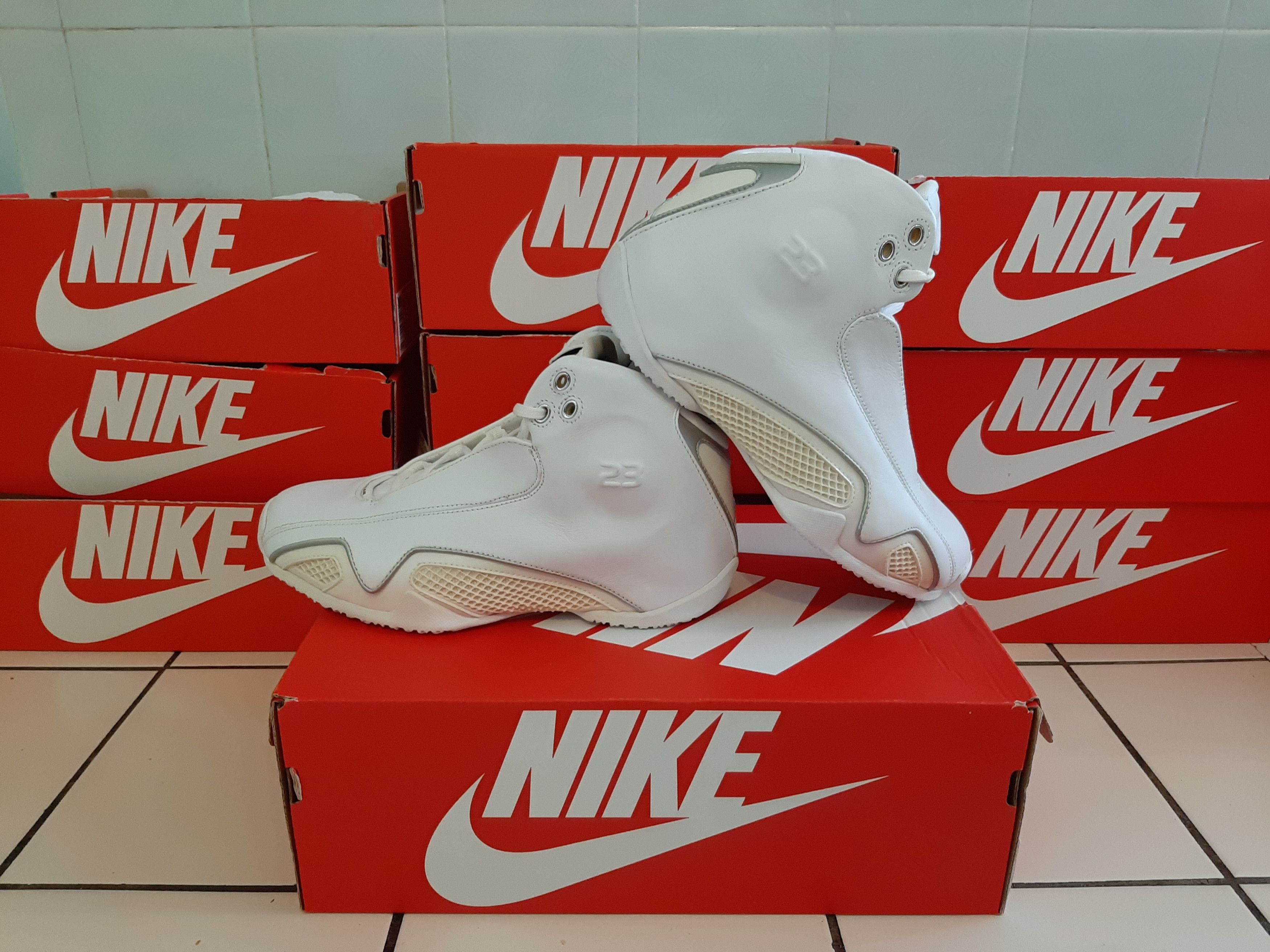 Jordan Brand 2006) jordan 21 retro (OG) Size US 5.5 / EU 38 - 4 Thumbnail
