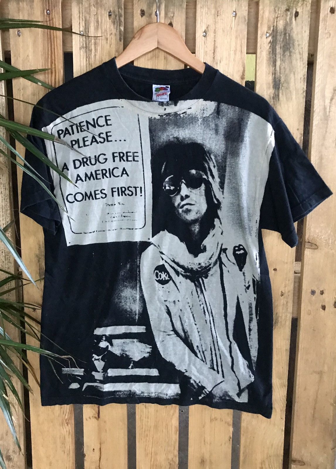 image of Archival Clothing x Band Tees VTG 00S Keith Richards The Rolling Stone Ovp Band Tee in Black (Size 