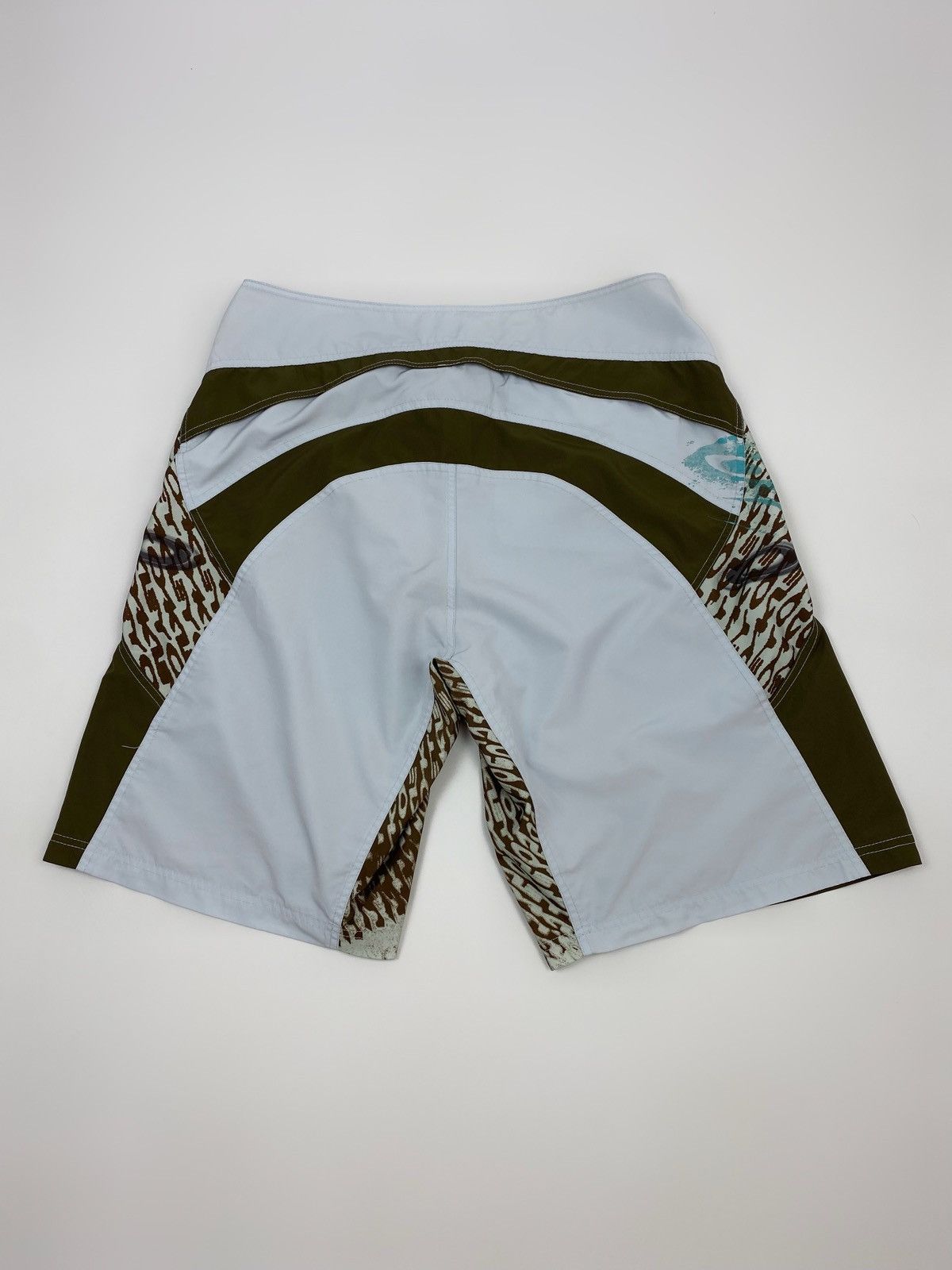 Oakley 2000’s Vintage Oakley Multi Logo Paneled Board Shorts Size US 36 / EU 52 - 9 Thumbnail