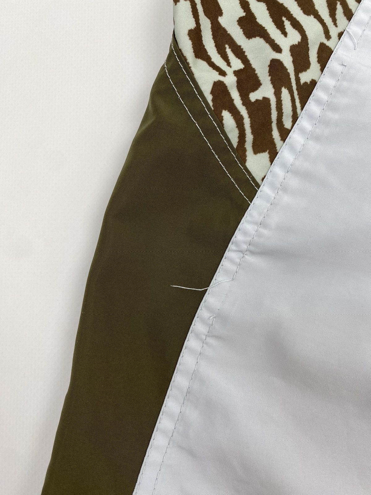 Oakley 2000’s Vintage Oakley Multi Logo Paneled Board Shorts Size US 36 / EU 52 - 12 Thumbnail