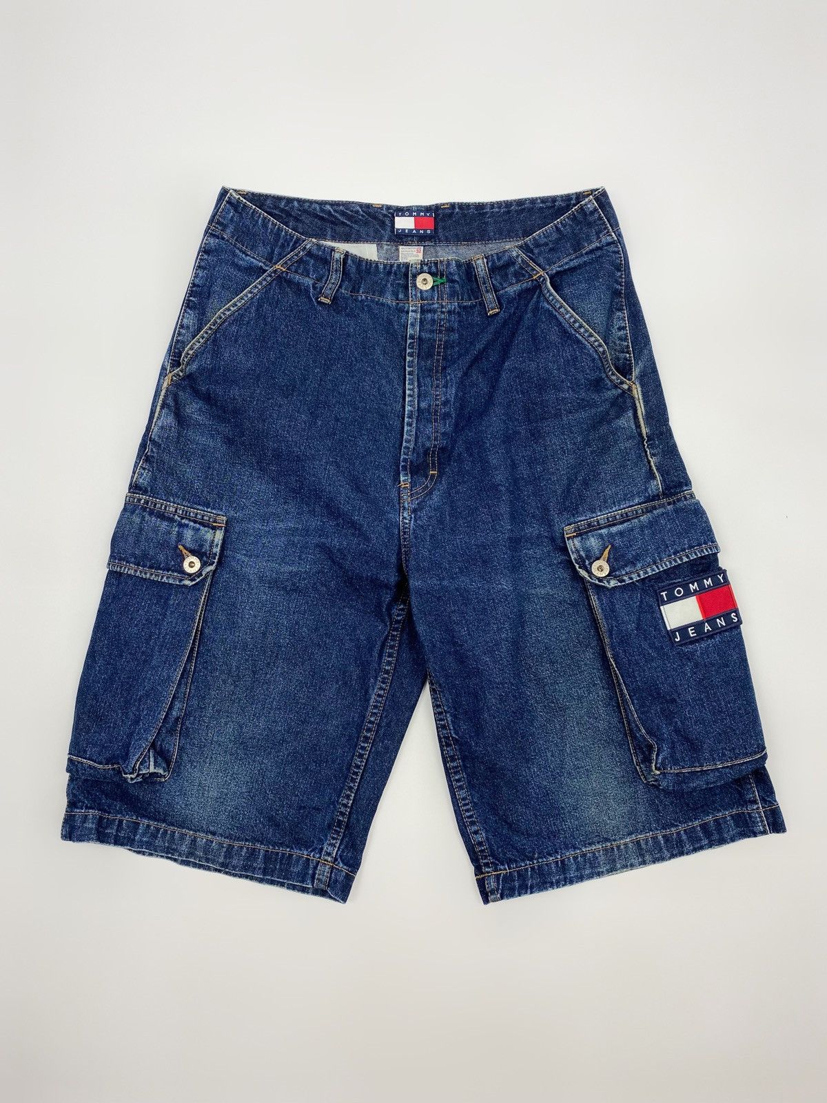 2000’s Vintage Tommy Jeans Oversized Denim Cargo Jorts