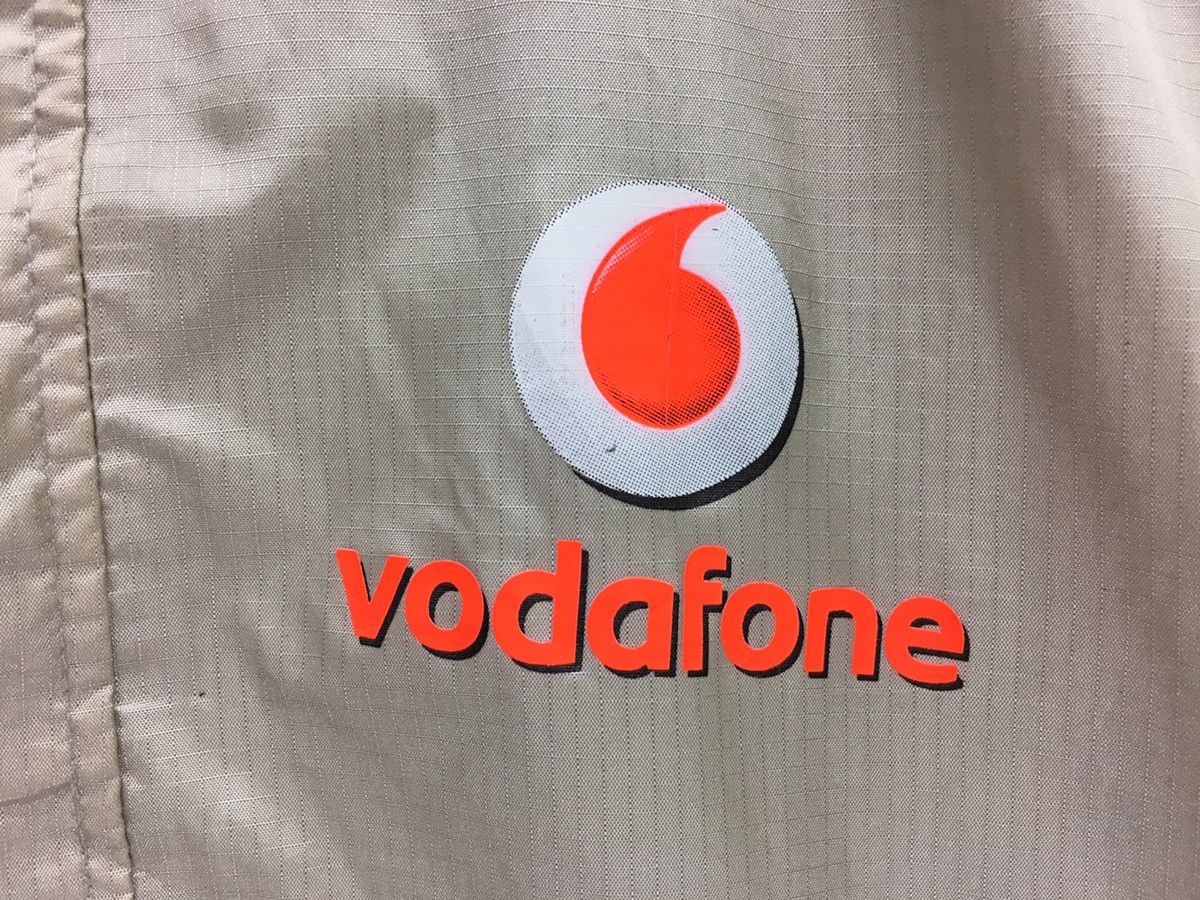 Malcolm McLaren Vintage McLaren Vodafone Mercedes Benz Formula 1 Racing Team Size US L / EU 52-54 / 3 - 4 Thumbnail